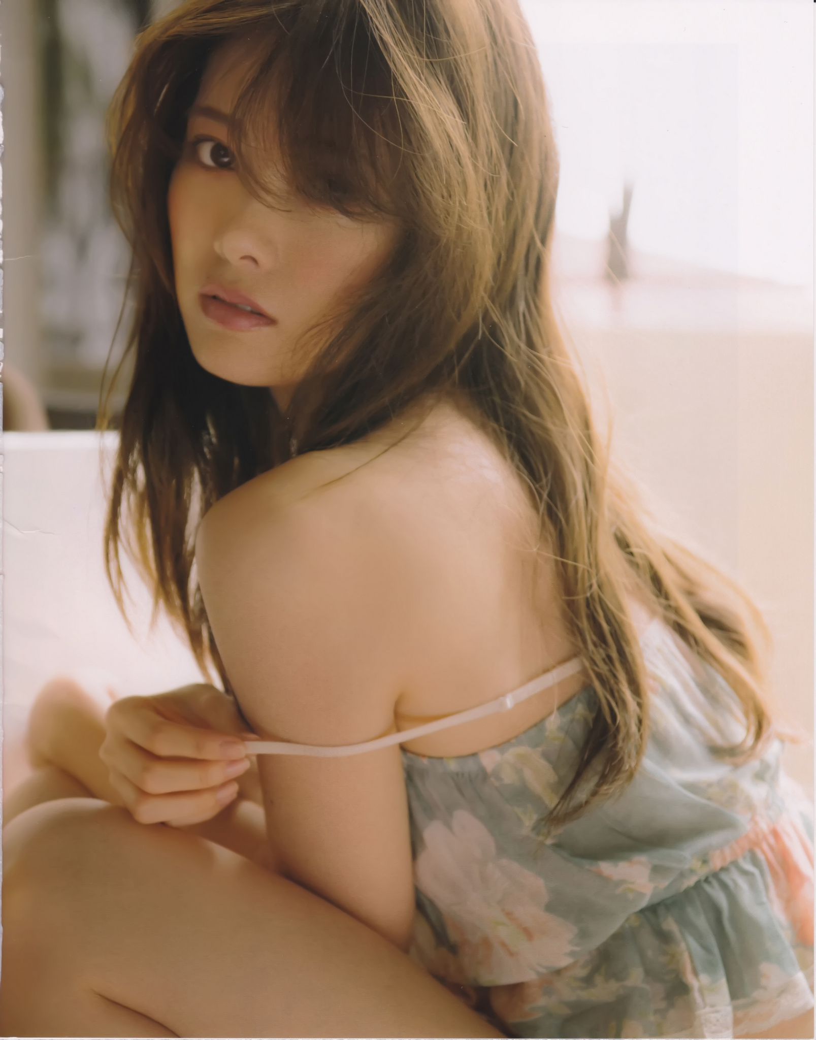 白石麻衣《パスポート》 [Photo Book]/(131P)