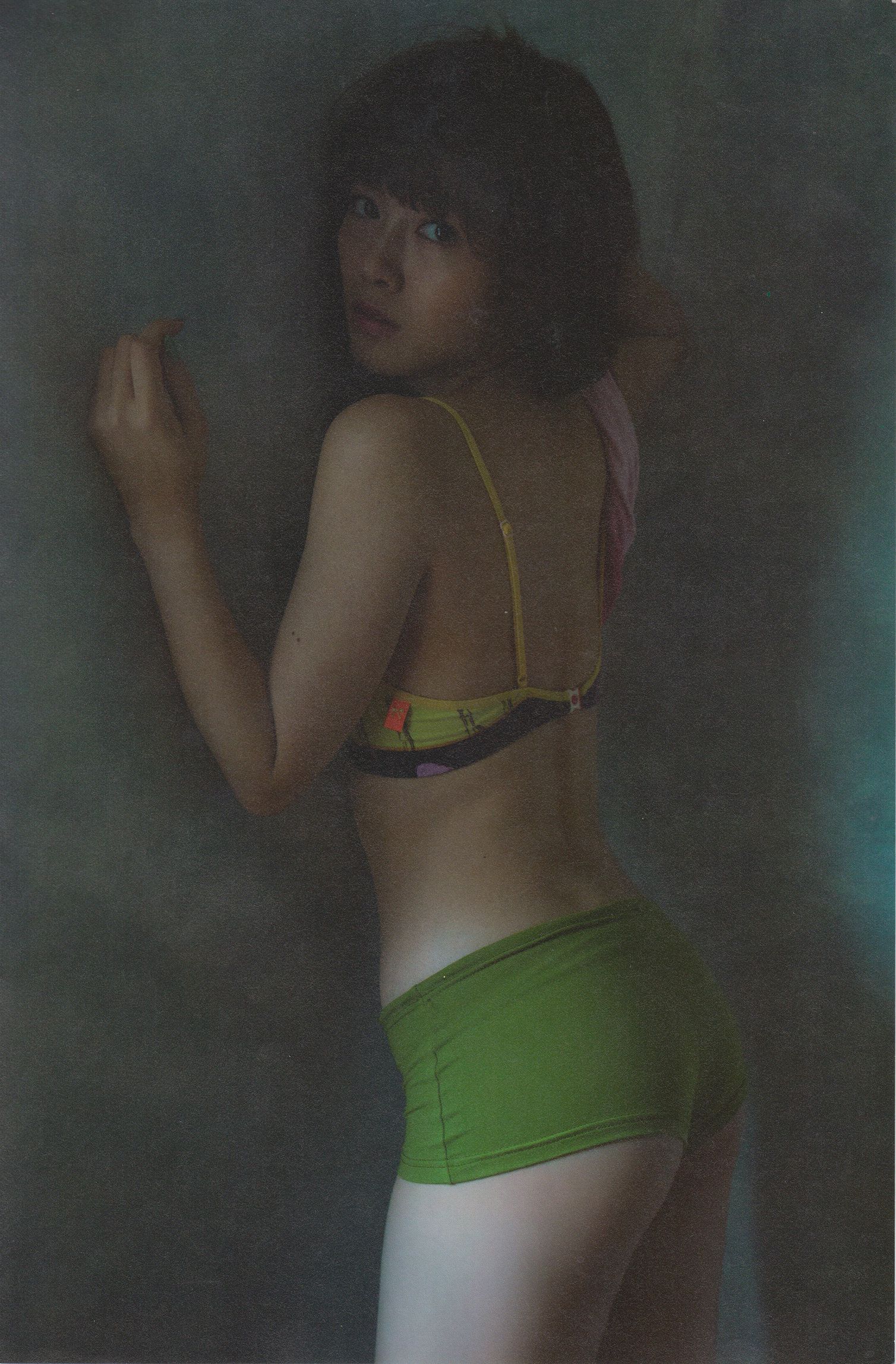 白石麻衣《清純な大人?》 [Photo Book]/(94P)