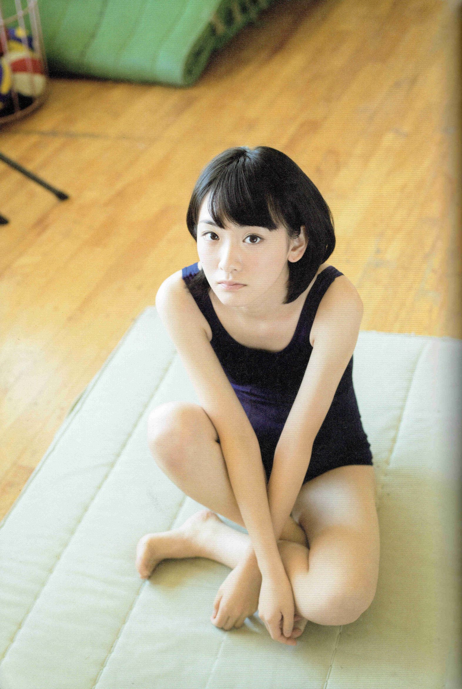 生駒里奈《君の足跡》 [Photo Book]/(126P)