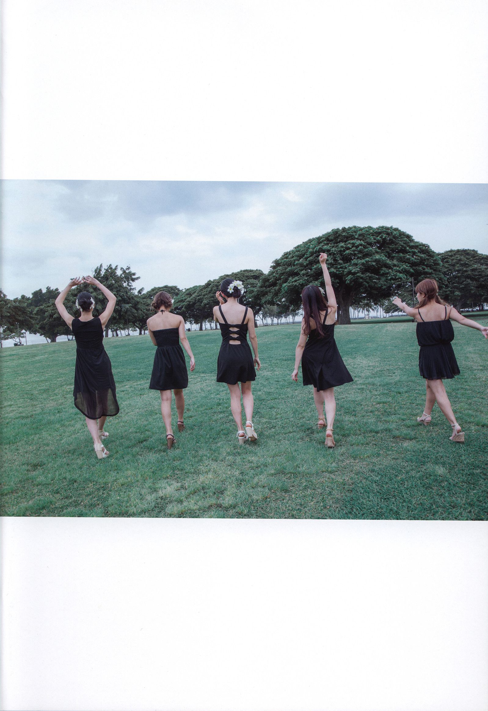 Alo-Hello! ℃-ute Photobook 2014 [PB]/(120P)