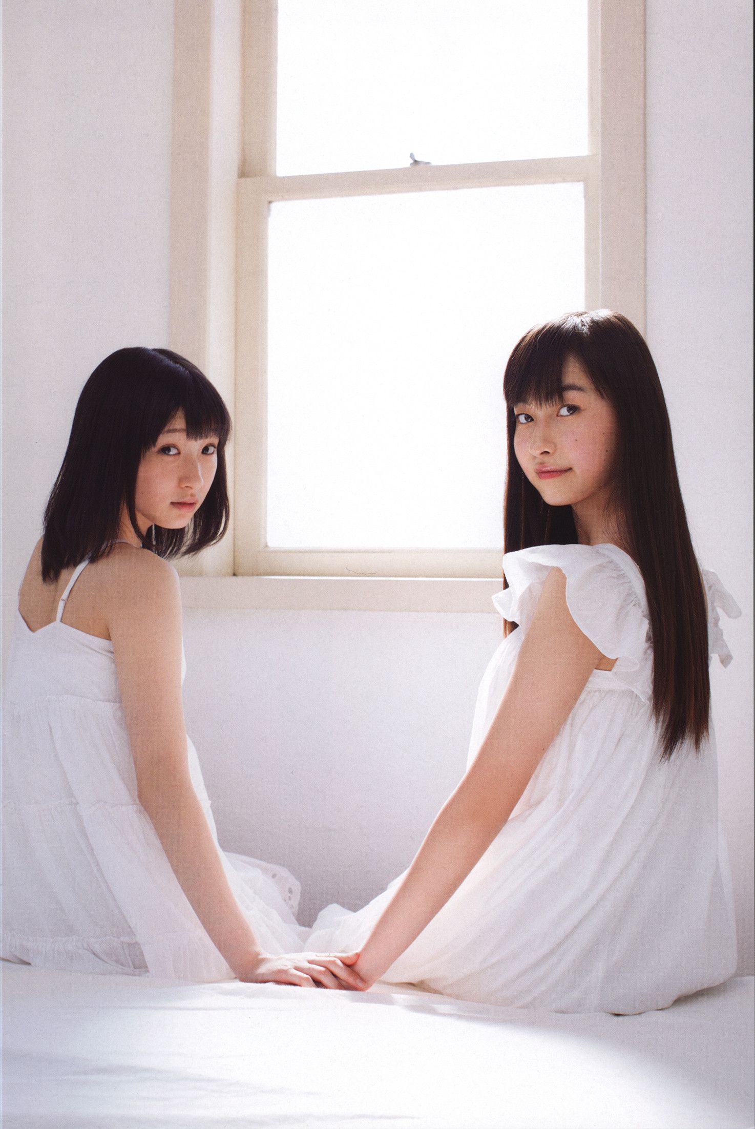 Juice=Juice《OFFICIAL PHOTO BOOK》 [PB]/(90P)