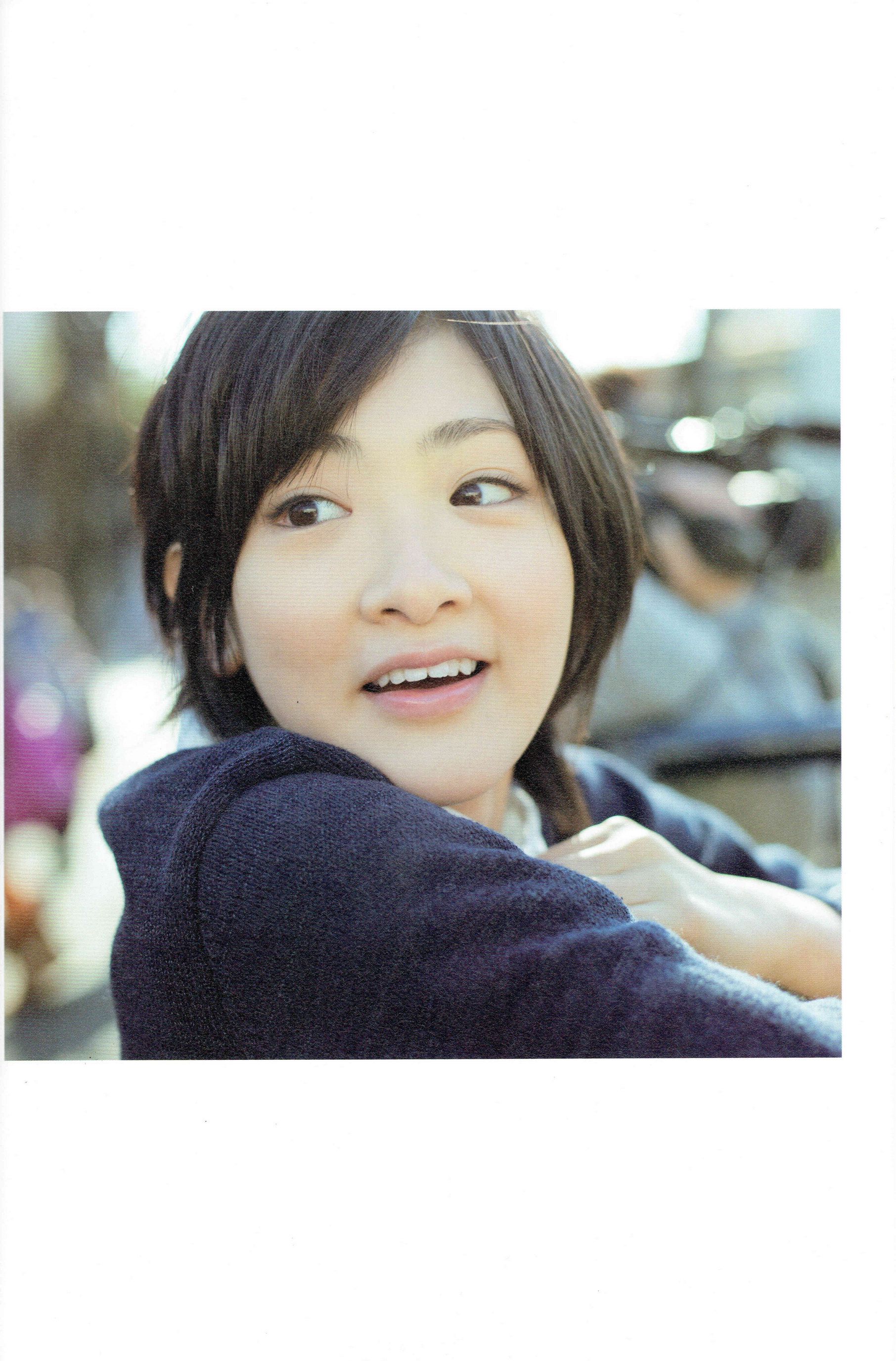 生駒里奈《君の足跡》 [Photo Book]/(126P)