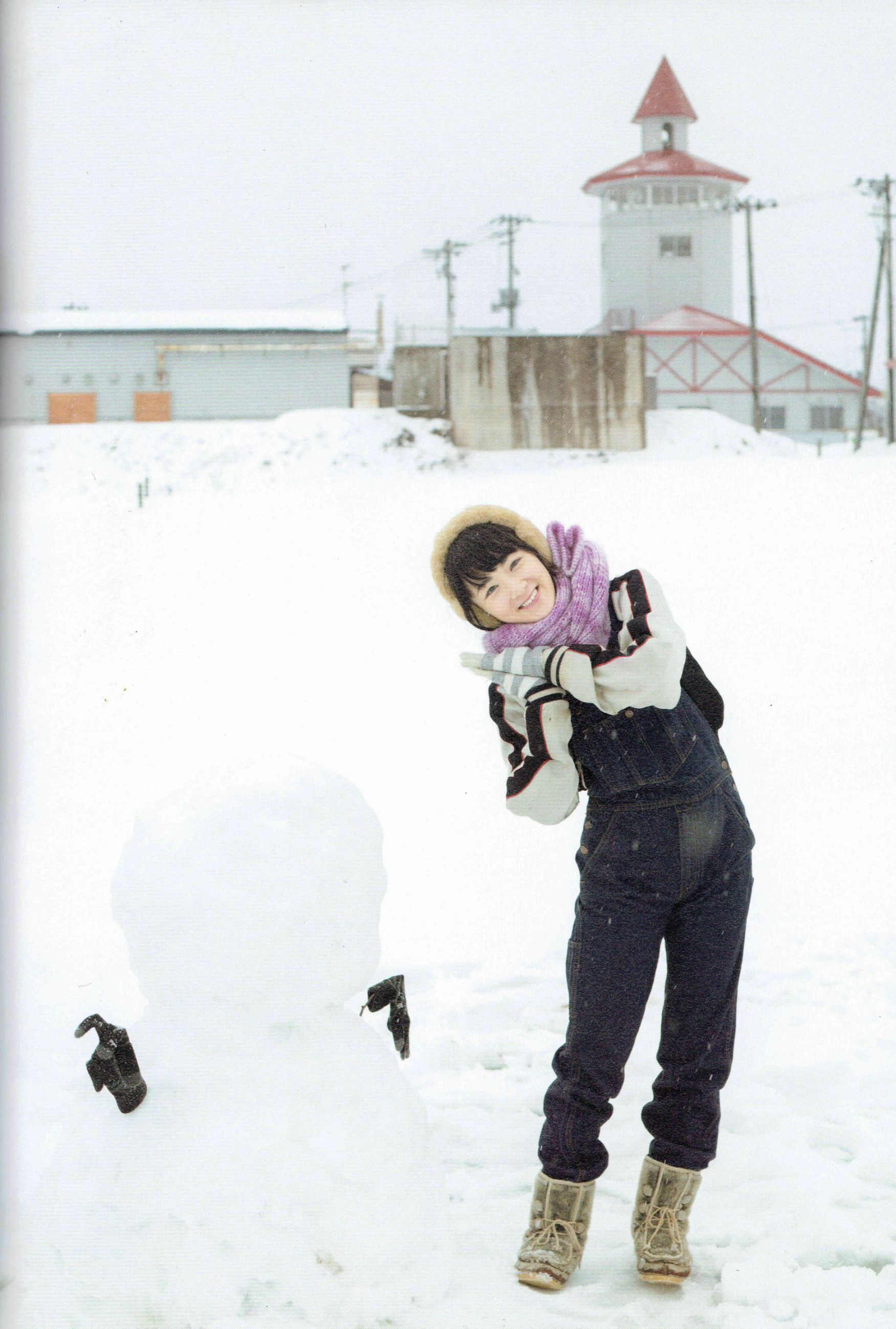 生駒里奈《君の足跡》 [Photo Book]/(126P)