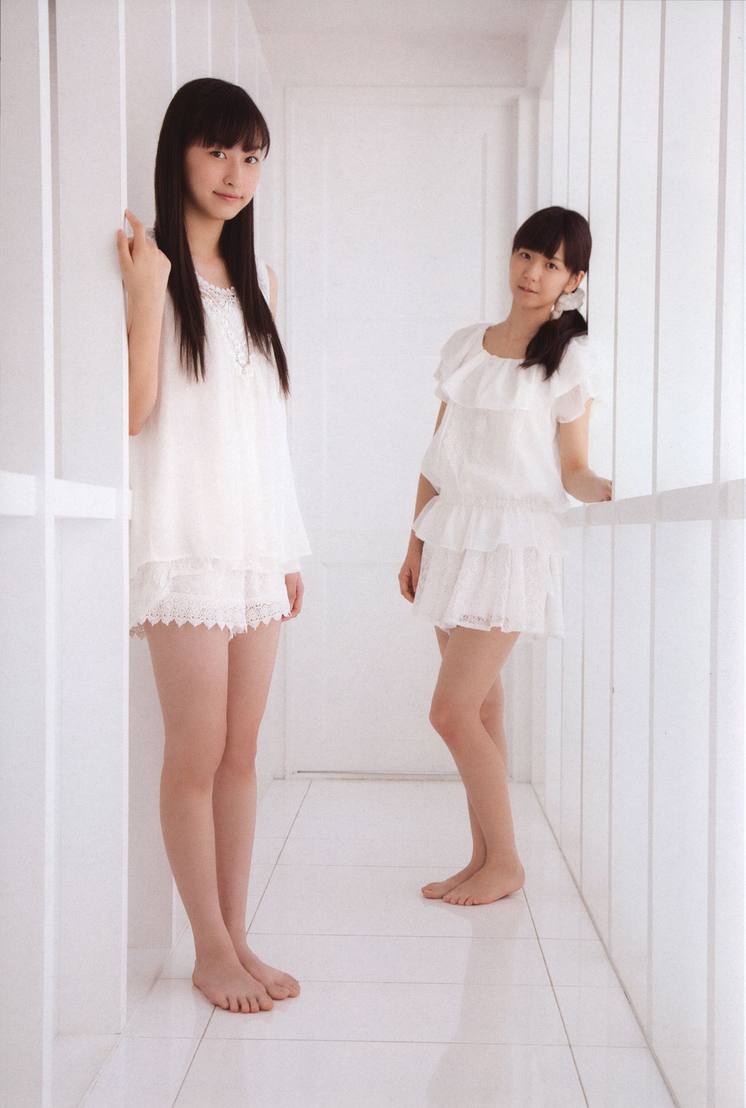 Juice=Juice《OFFICIAL PHOTO BOOK》 [PB]/(90P)