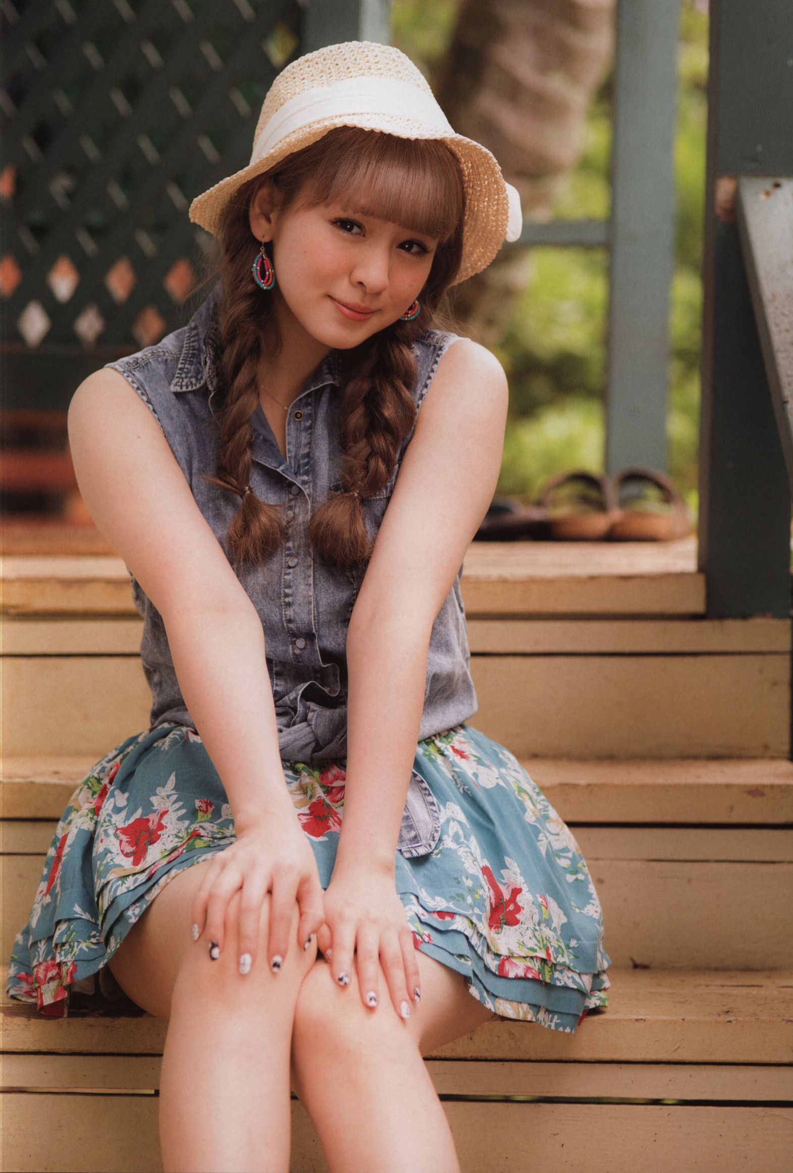 Alo Hello! Berryz 工房 Photobook 2013 [PB]/(123P)