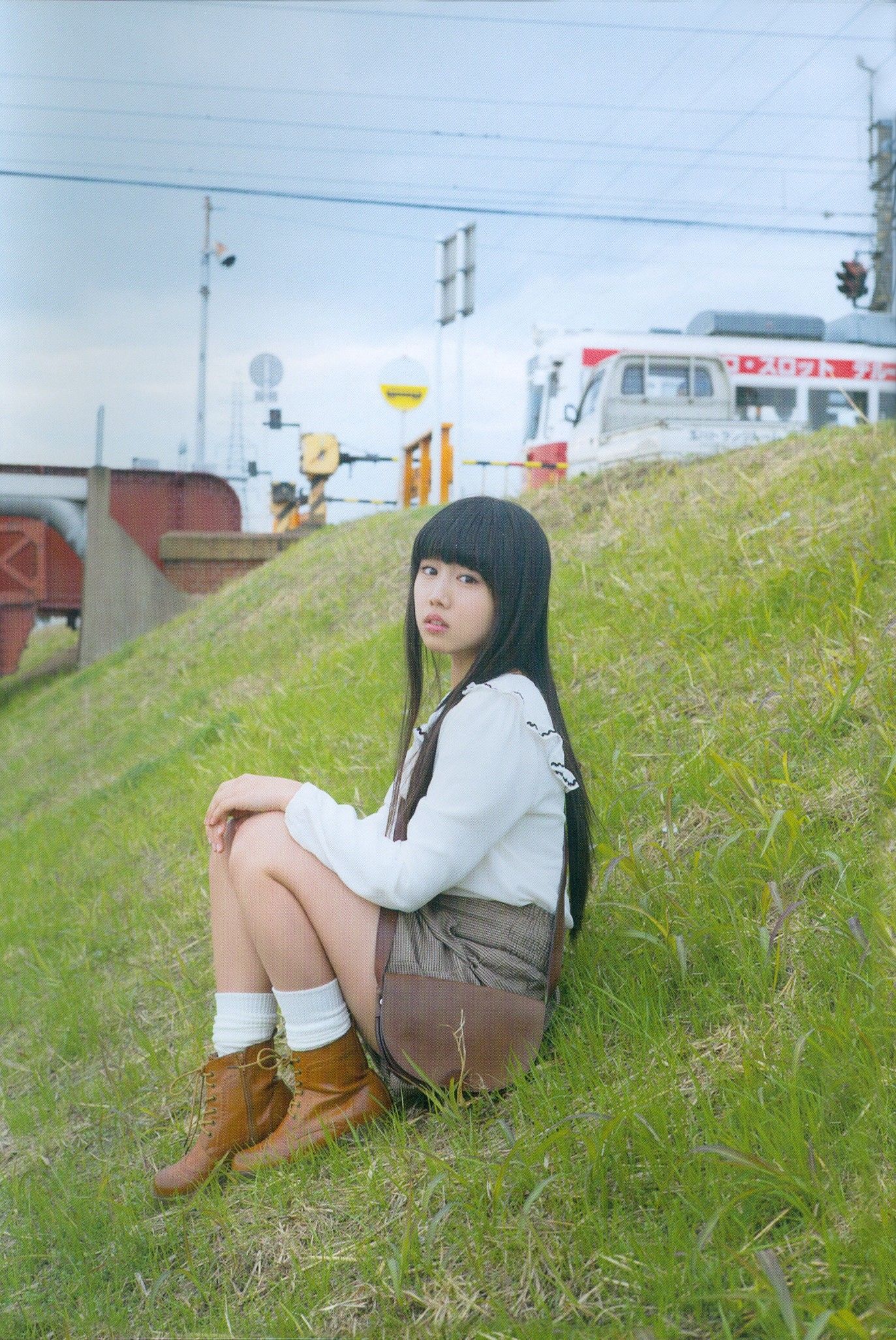 广田爱花/廣田あいか  《AIAI RAILWAY TRIP》写真DVDブック [PB]/(35P)