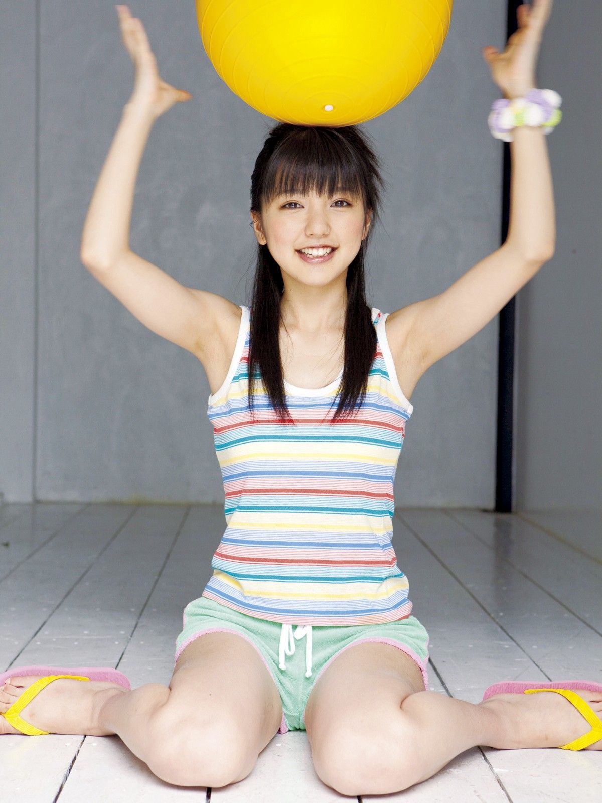 真野絵里菜 《SUMMER GREETING》  [Sabra.net]/(40P)