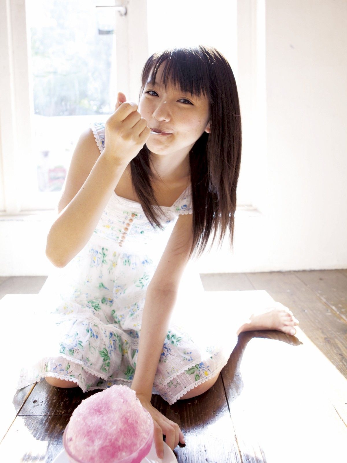 真野絵里菜 《SUMMER GREETING》  [Sabra.net]/(40P)