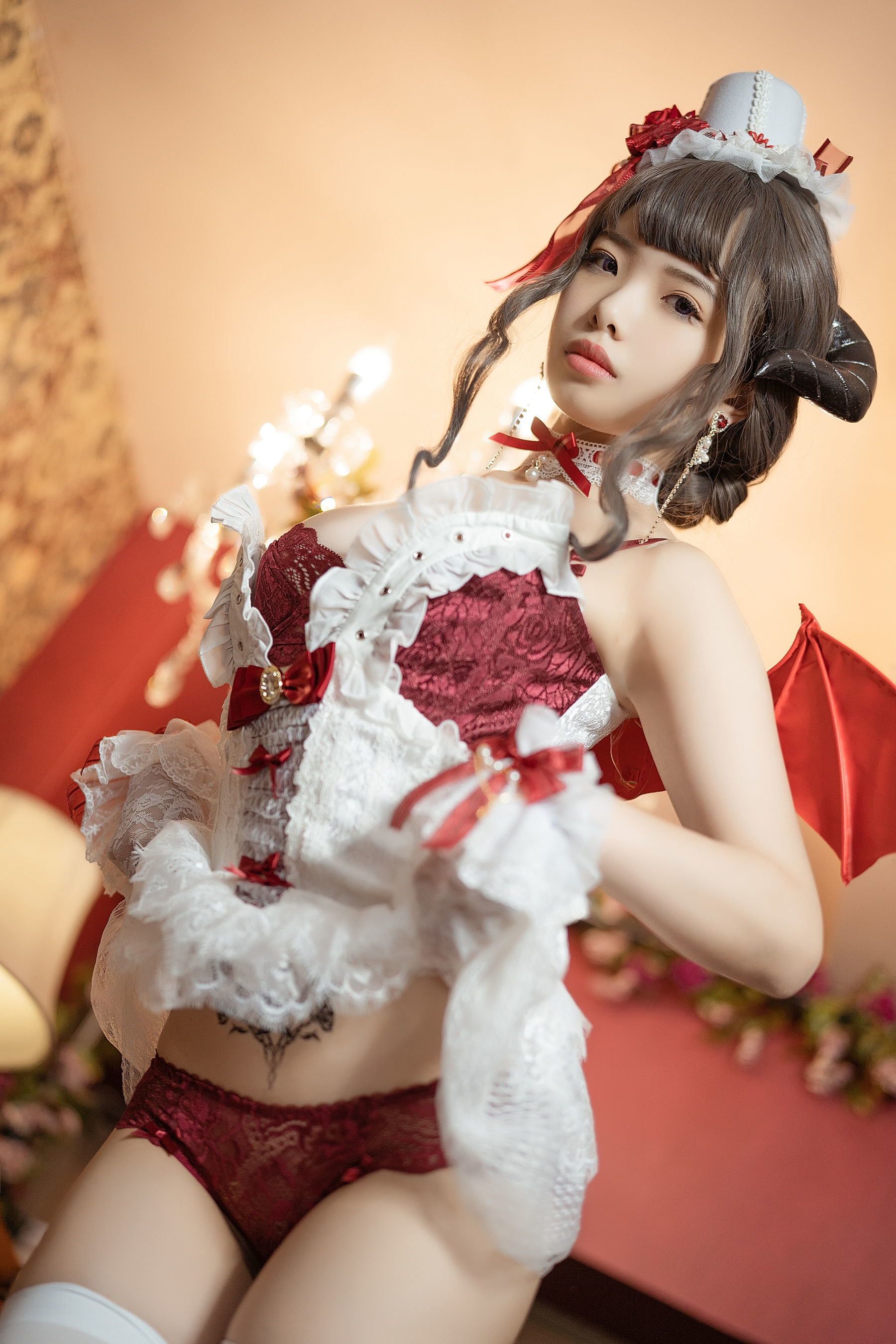 [萝莉COS] 雯妹 - 魅魔 Elegant devil/(35P)