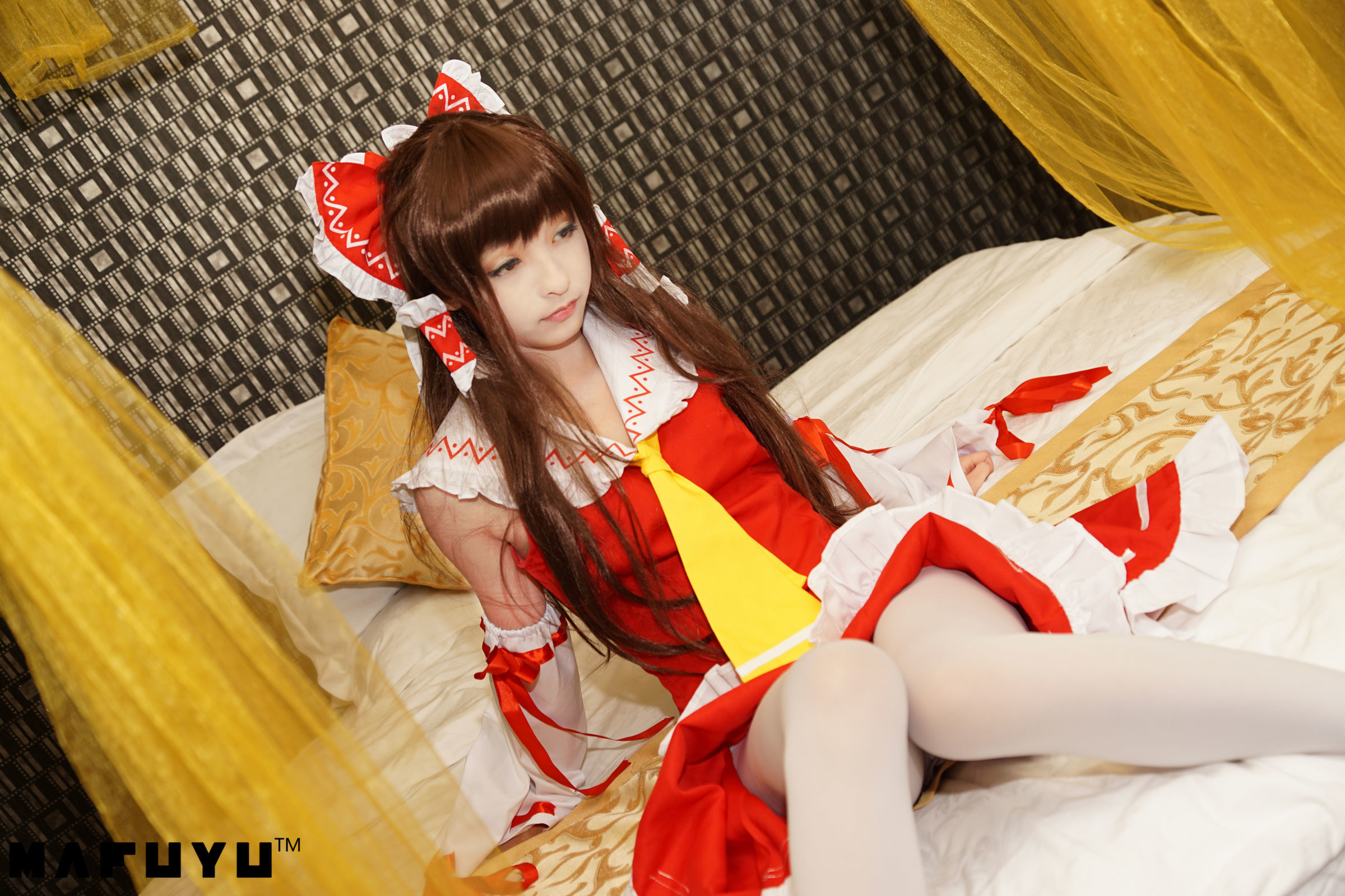 [萝莉COS] 神楽板真冬 COS Reimu猫娘系列套图/(100P)