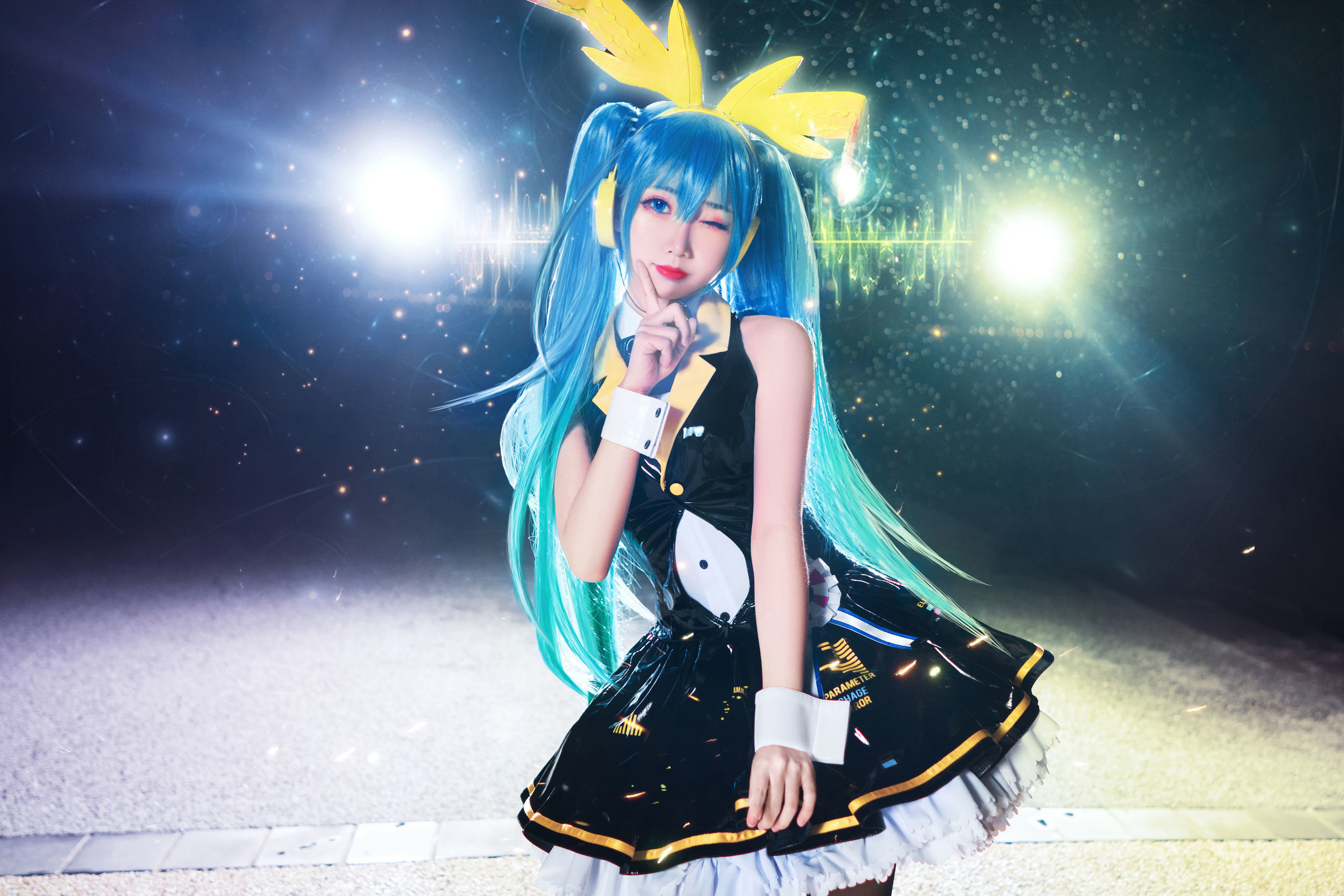 [萝莉COS] 面饼仙儿 - 初音Miku/(19P)