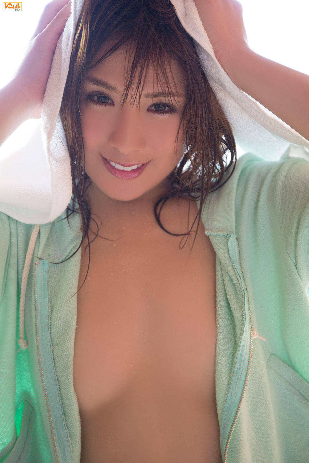 Chika Tono 遠野千夏  [Bomb.TV] 2013年10月号/(65P)