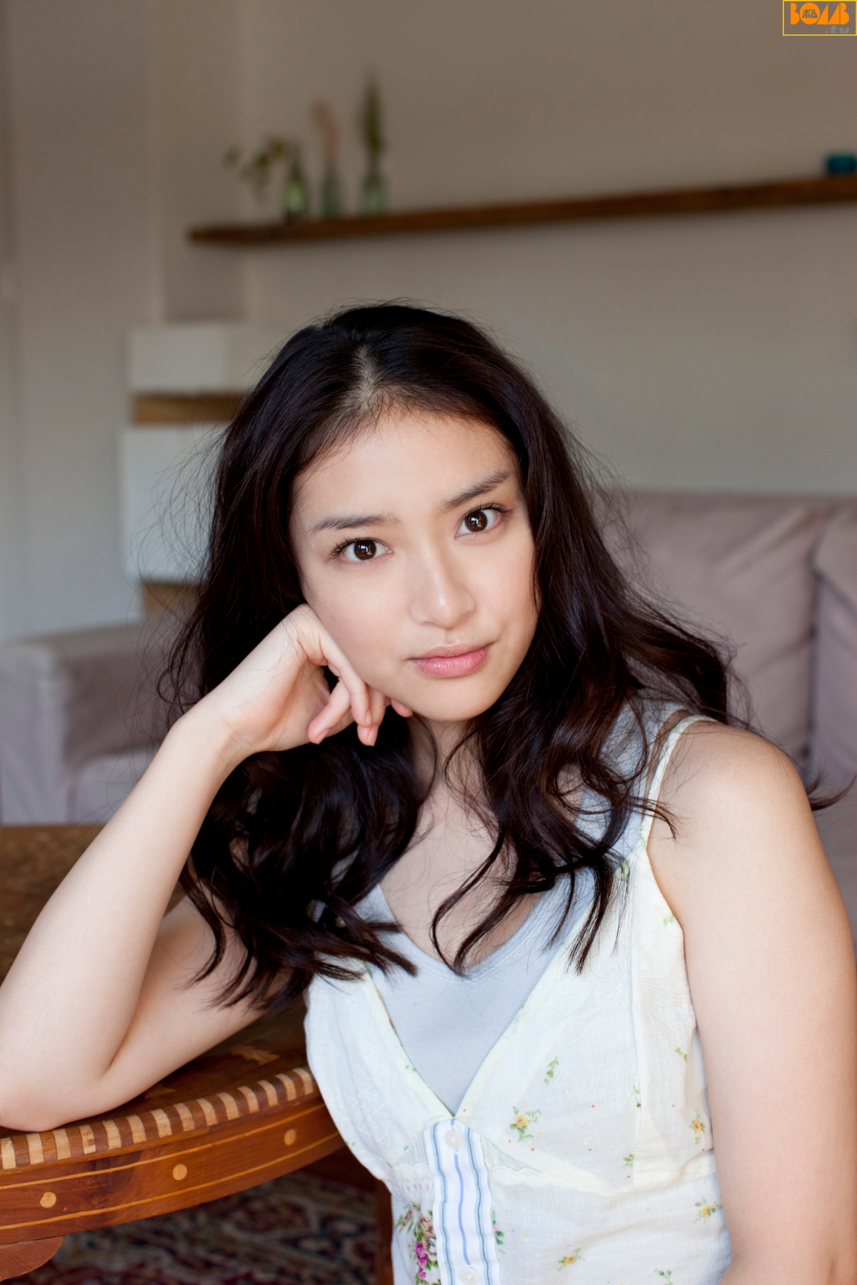 [Bomb.TV] 2012年02月号 武井咲 Emi Takei/(38P)