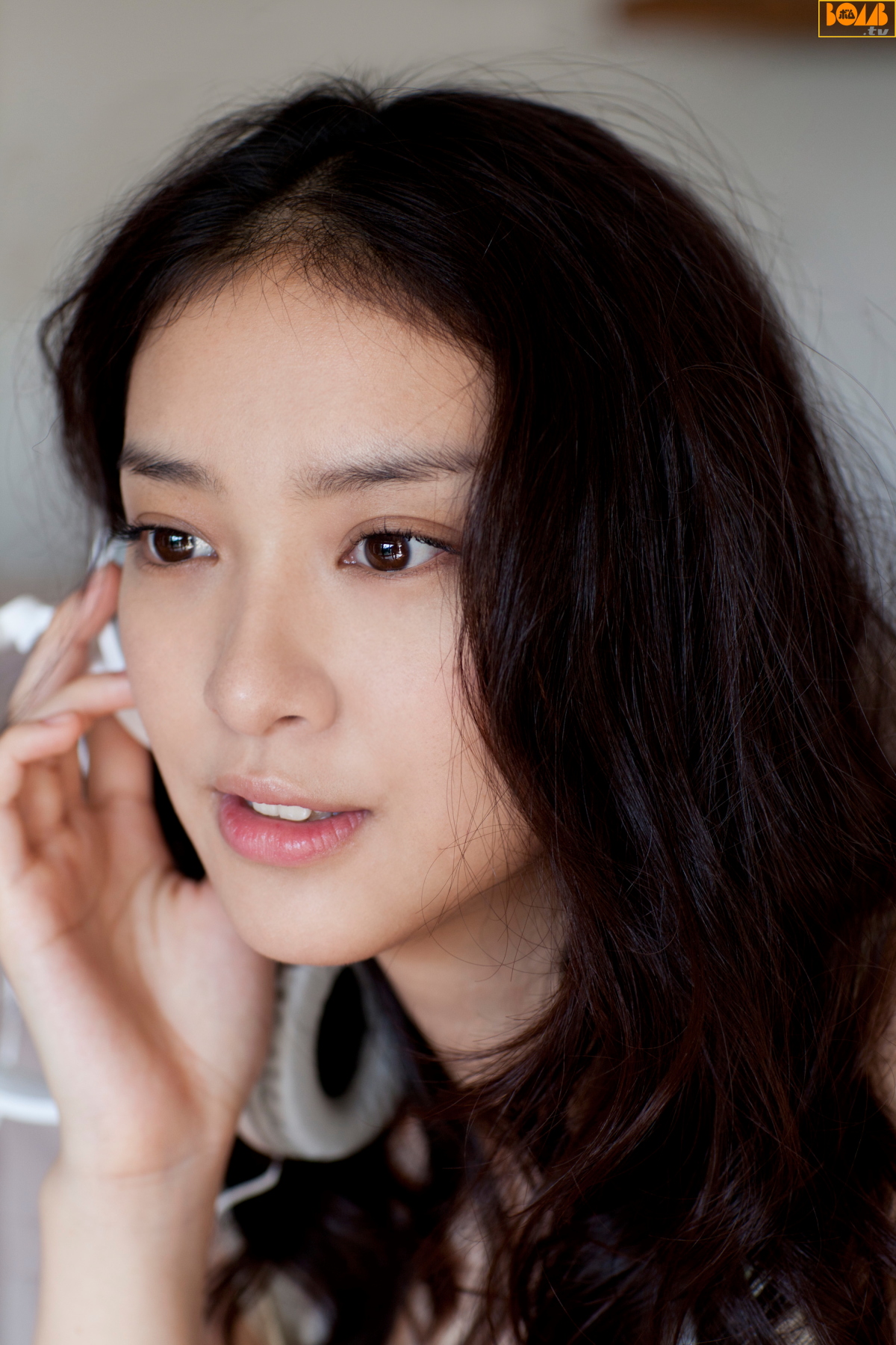 [Bomb.TV] 2012年02月号 武井咲 Emi Takei/(38P)