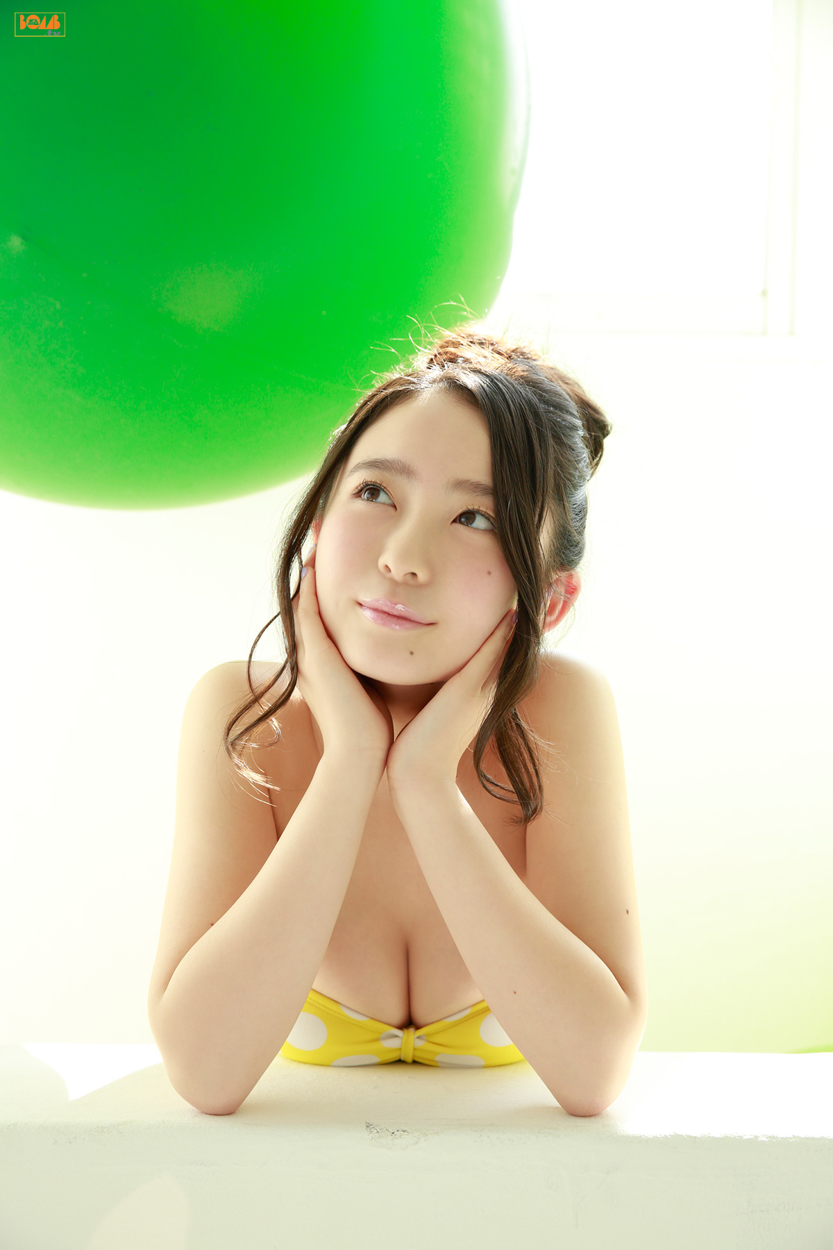 Yumi Nakano 中野佑美  [Bomb.TV] 2015年04月号/(80P)