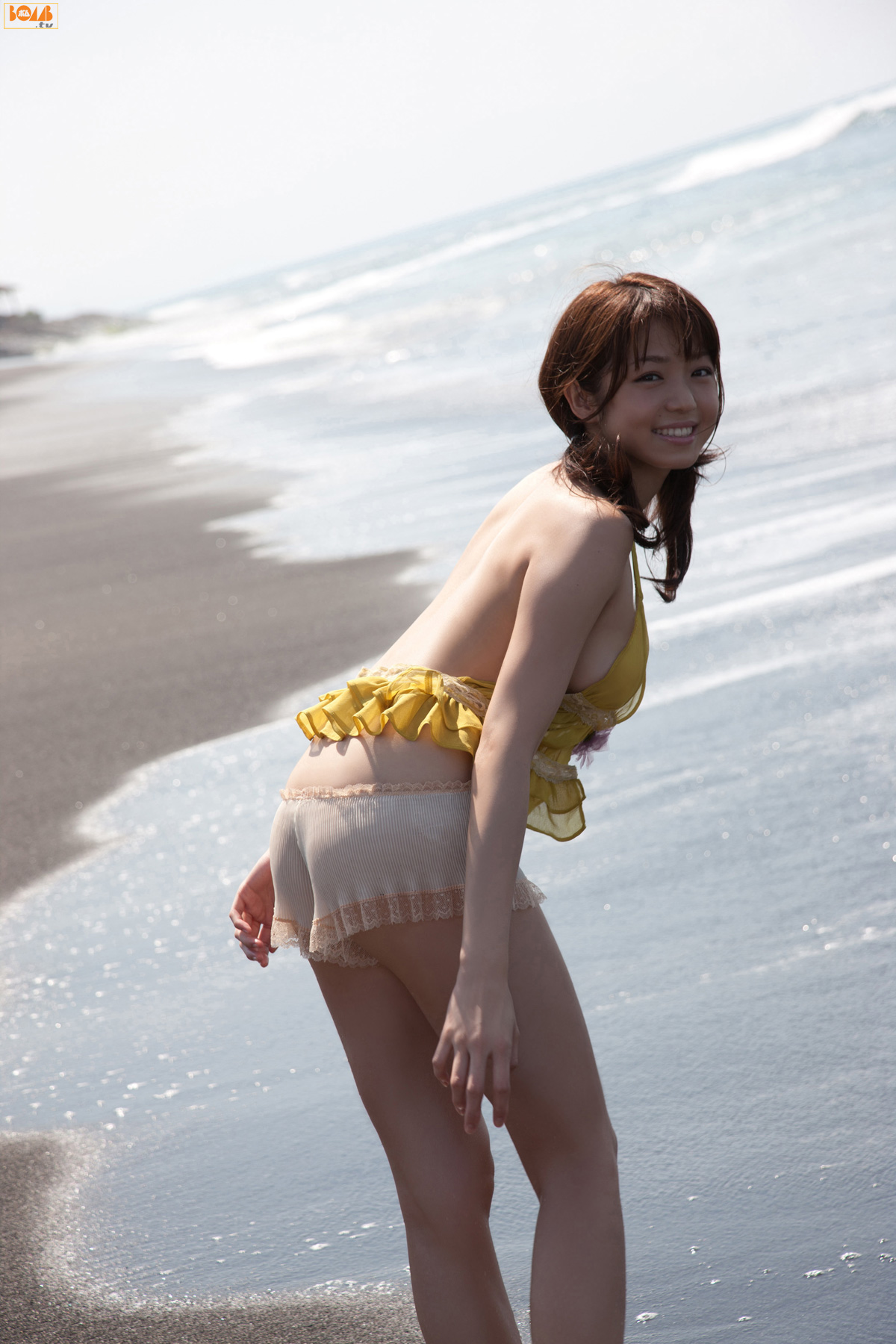 [Bomb.TV] 2011年12月号 Shizuka Nakamura 中村静香/(16P)