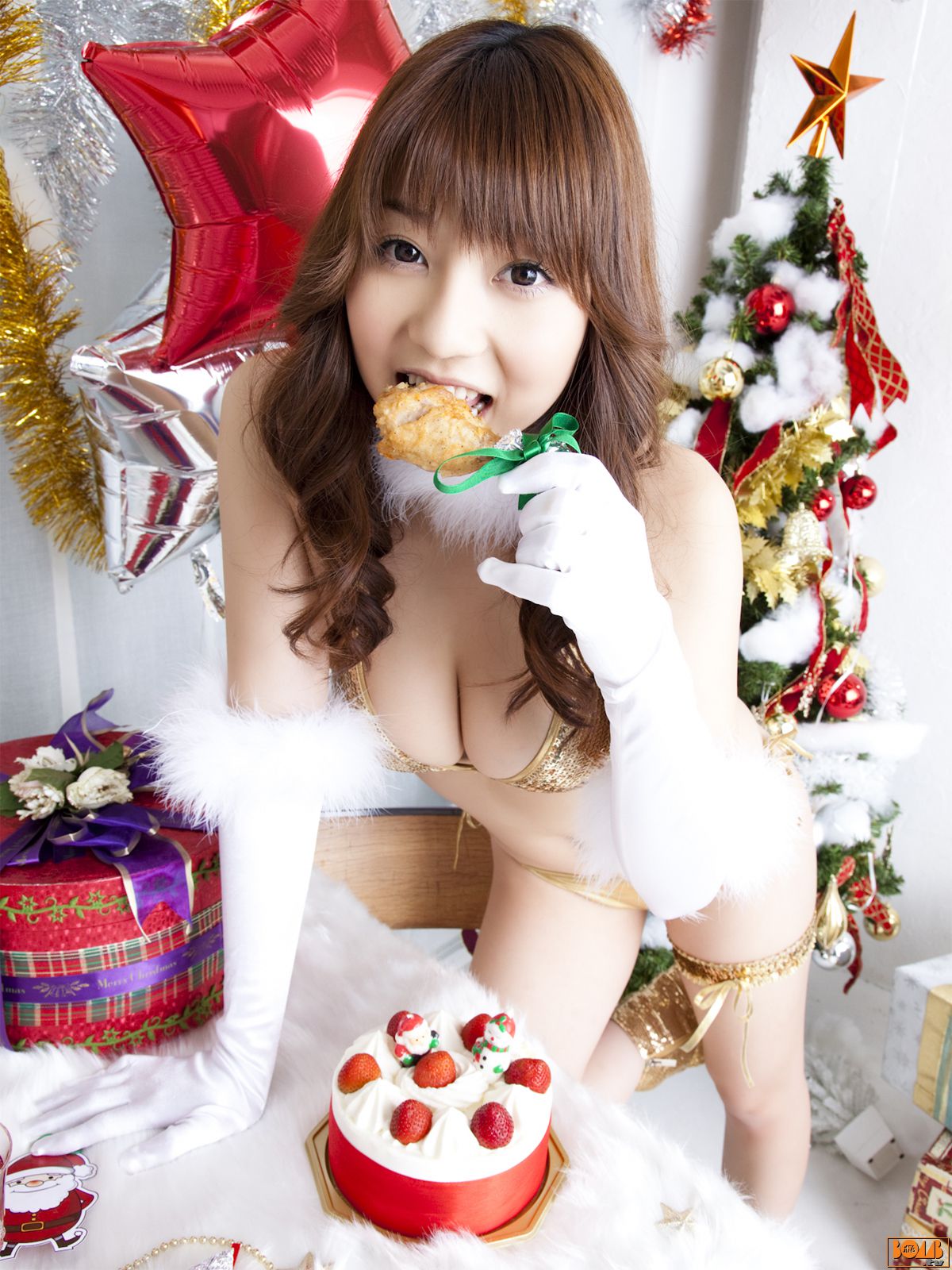 小泉麻耶/齐藤梦爱/小池唯/福田麻衣《X mas PARTY》 [Bomb.TV] 2010年01月刊/(40P)