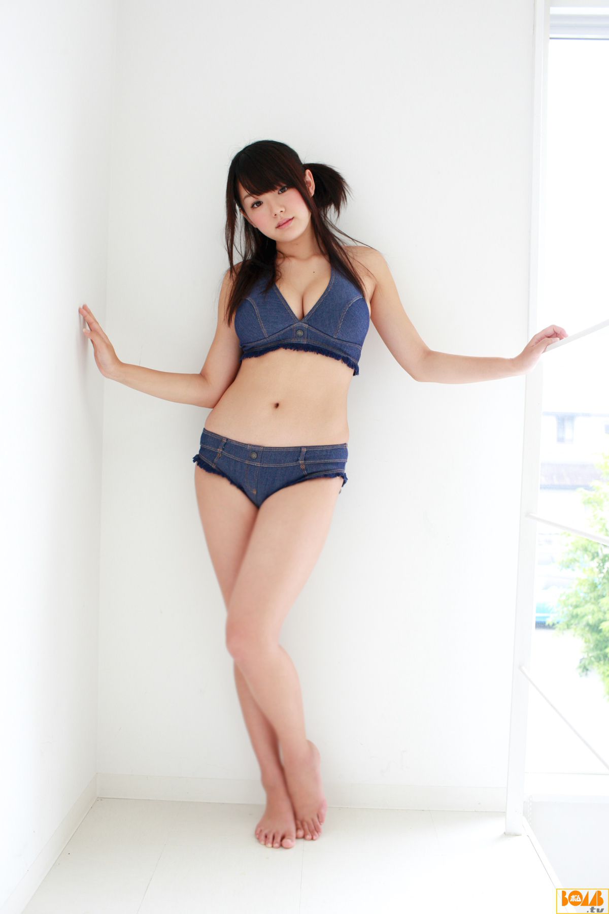 [Bomb.TV] 2010年12月刊 Ai Shinozaki 篠崎愛/(29P)