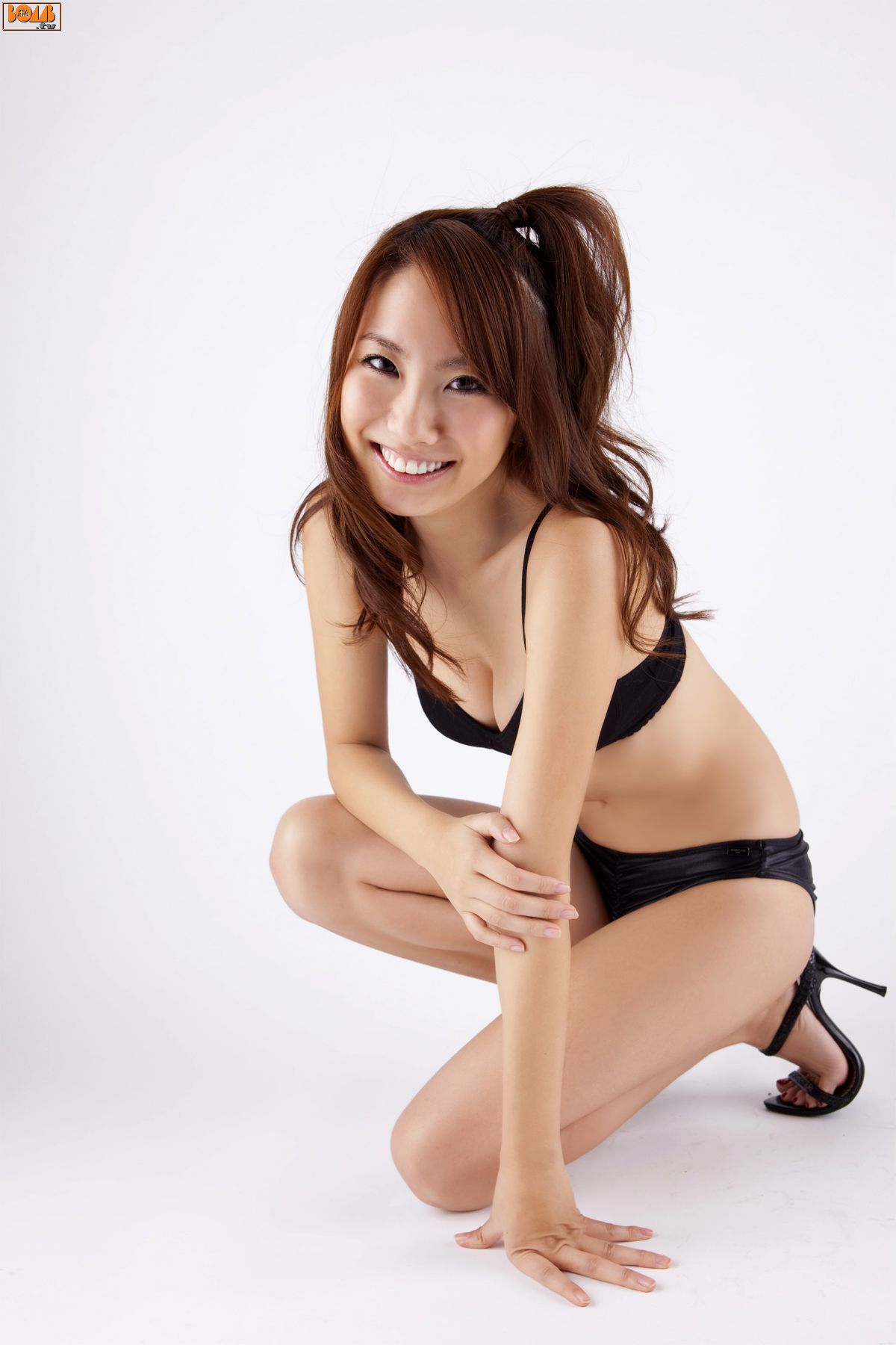 [Bomb.TV] 2010年03月刊 山本梓 Azusa Yamamoto/(71P)