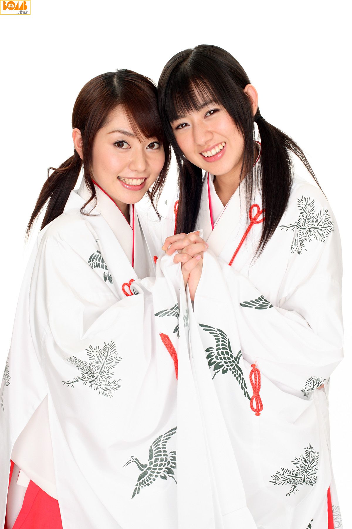 [Bomb.TV] 2007年01月刊 谷桃子& 稲生美紀/(74P)