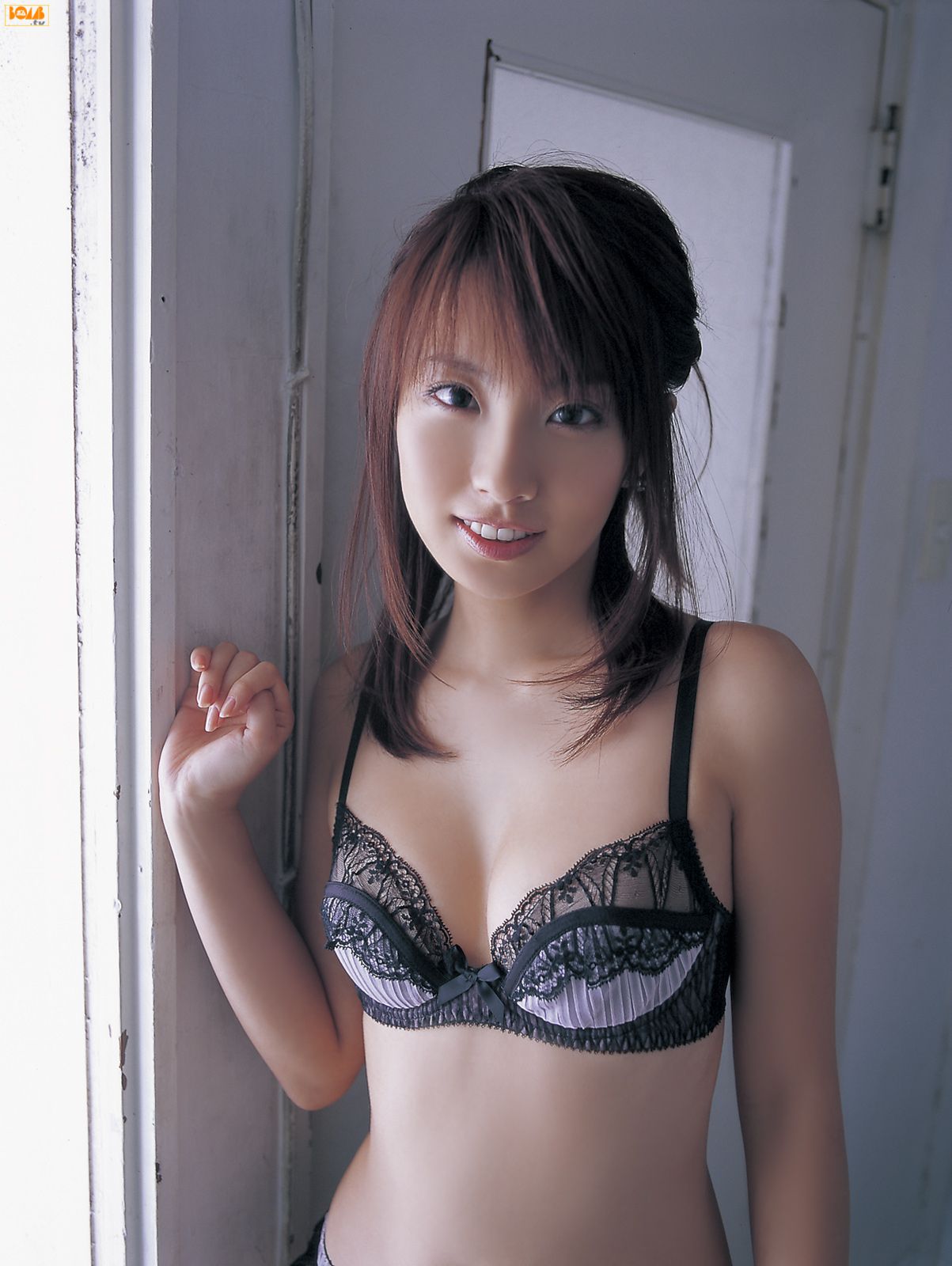 [Bomb.TV] 2007年02月刊 Azusa Yamamoto 山本梓/(39P)