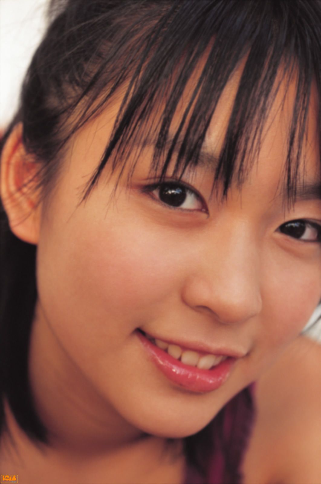 黒川芽以《Nina – Special Wallpaper》  [Bomb.TV] 2004年12月刊/(99P)