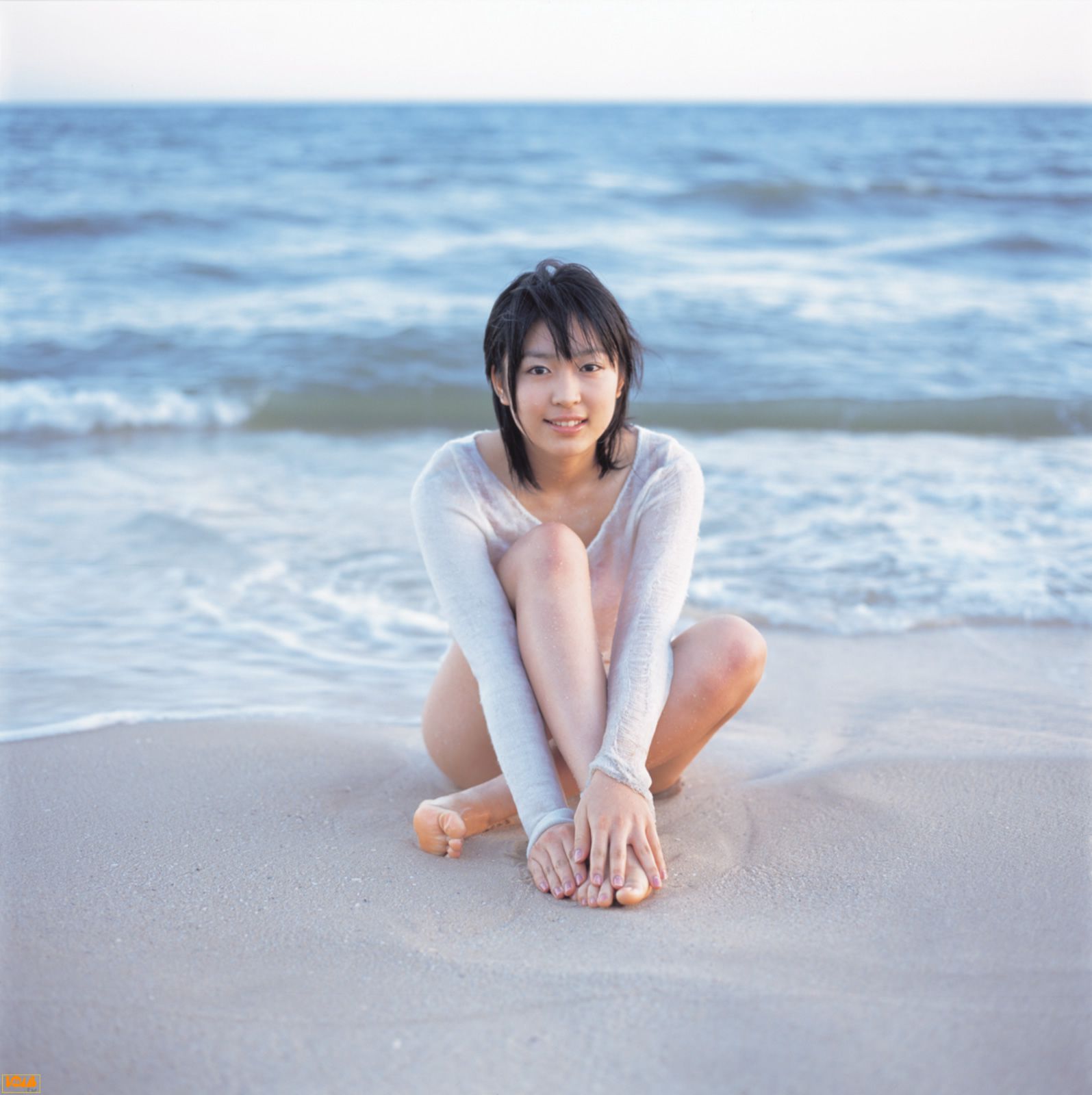 黒川芽以《Nina – Special Wallpaper》  [Bomb.TV] 2004年12月刊/(99P)