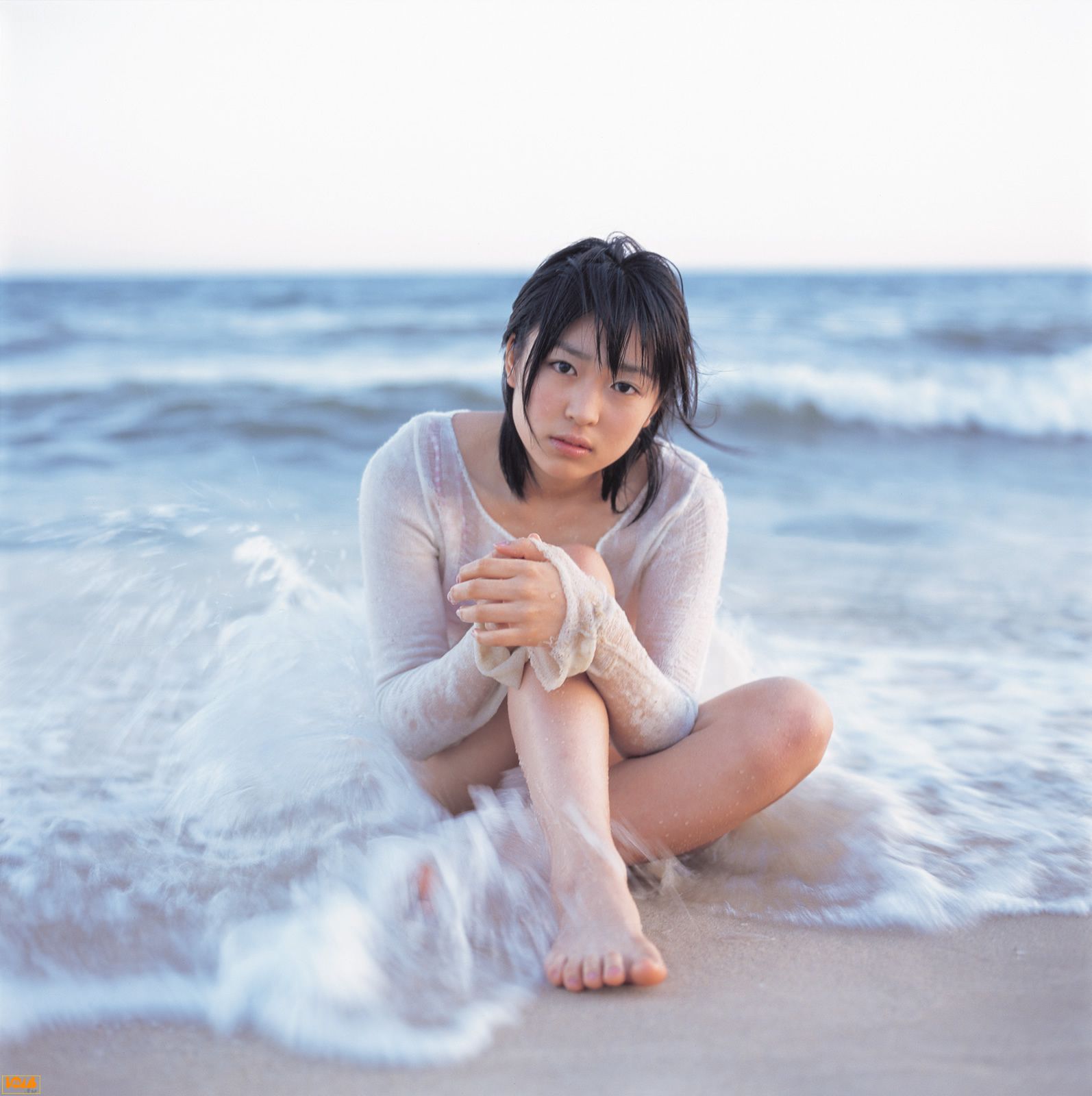 黒川芽以《Nina – Special Wallpaper》  [Bomb.TV] 2004年12月刊/(99P)