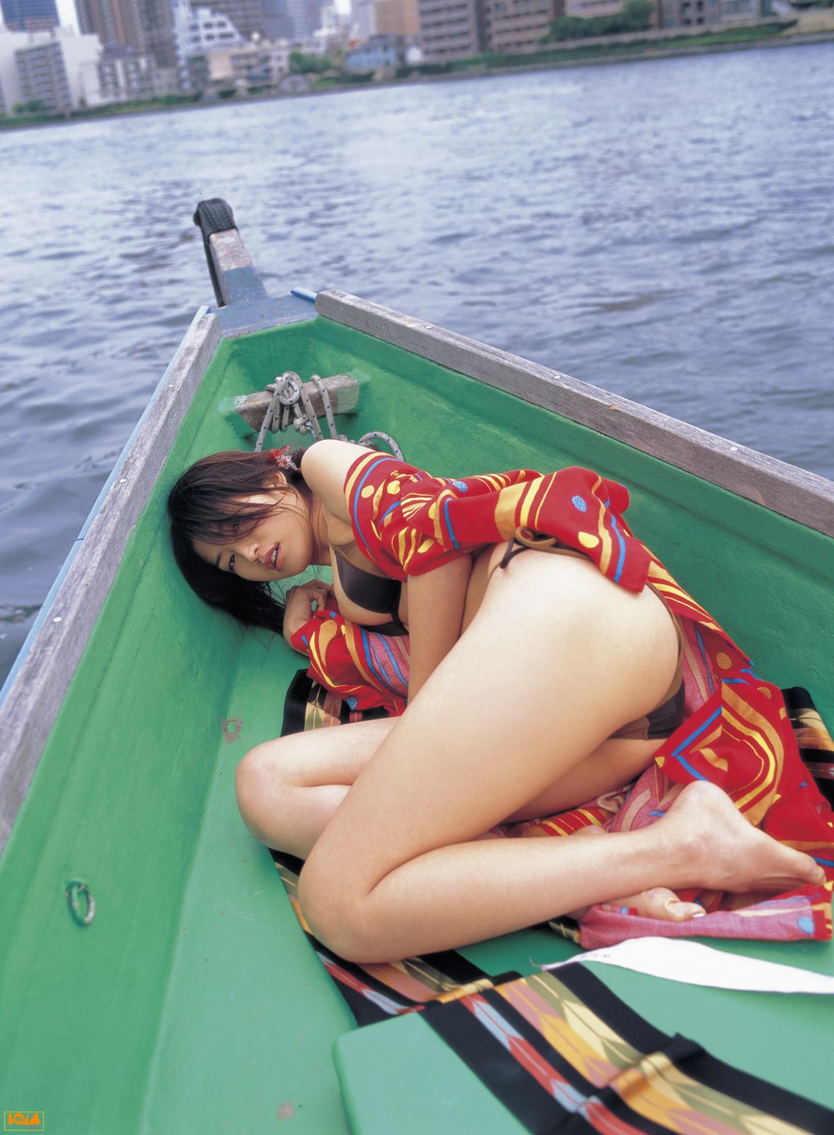 [Bomb.TV] 2005年06月刊 Chisato Morishita 森下千里/(72P)