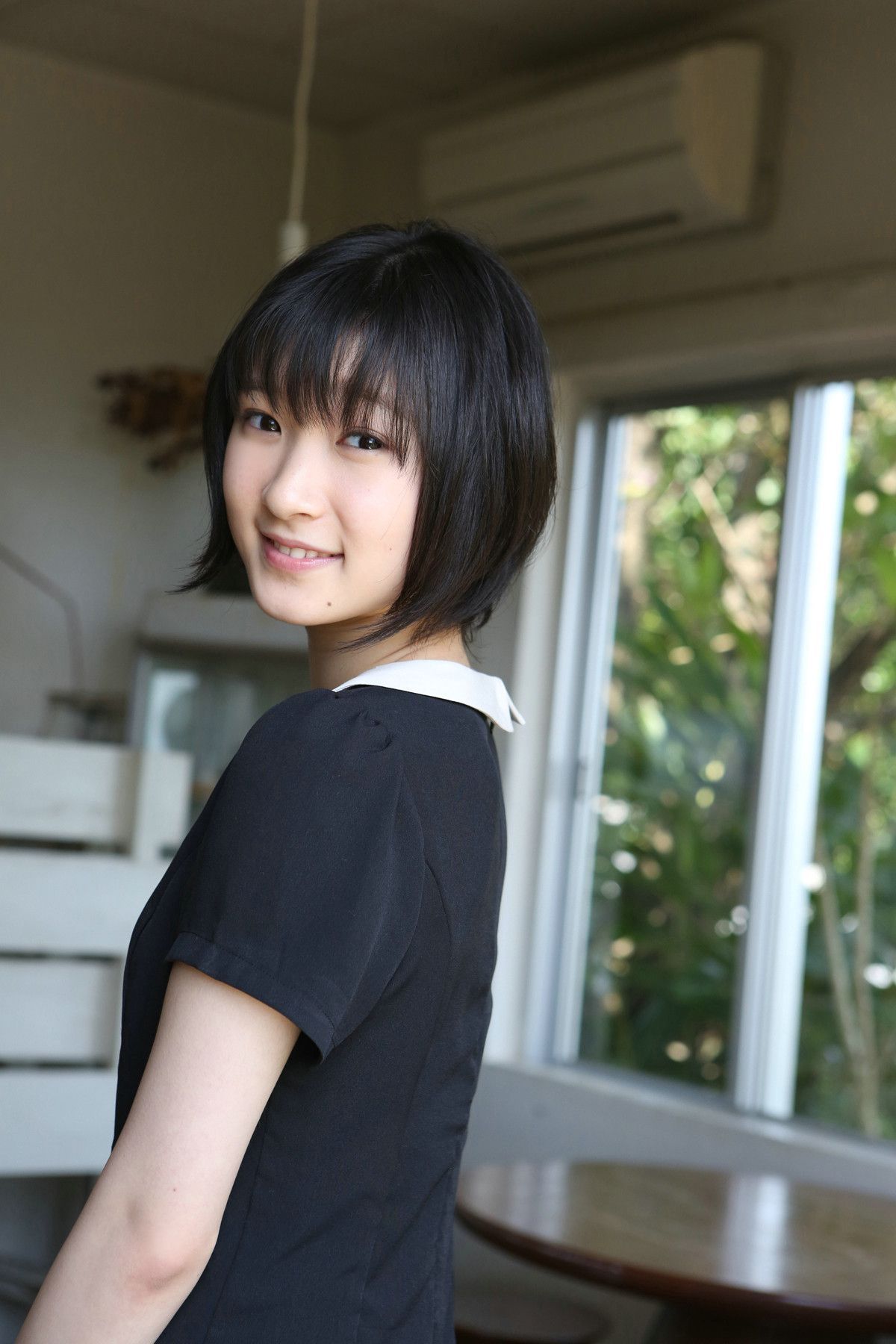 宮本佳林 Karin Miyamoto [Hello! Project Digital Books] Vol.130/(100P)