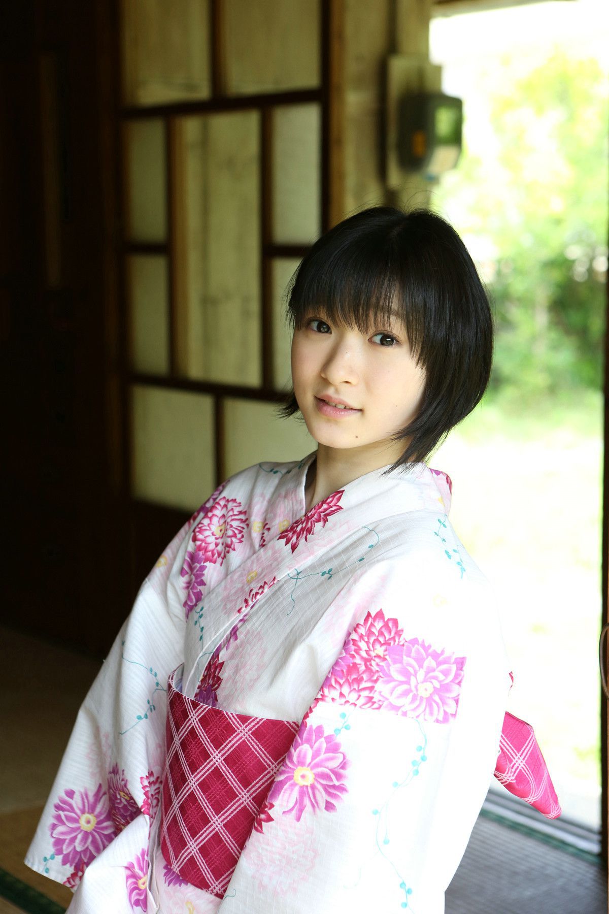 宮本佳林 Karin Miyamoto [Hello! Project Digital Books] Vol.130/(100P)