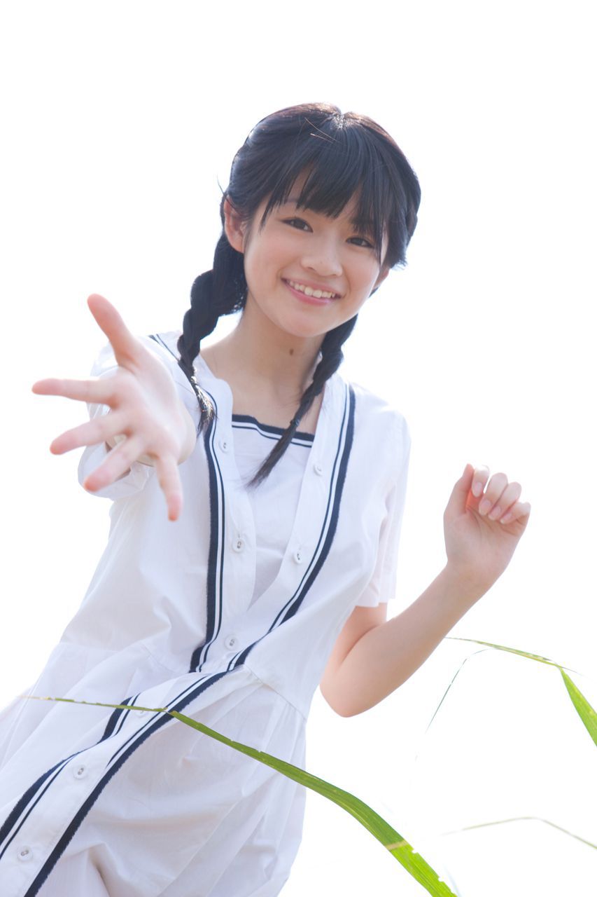 前田憂佳 Yuuka Maeda [Hello! Project Digital Books] Vol.79/(121P)