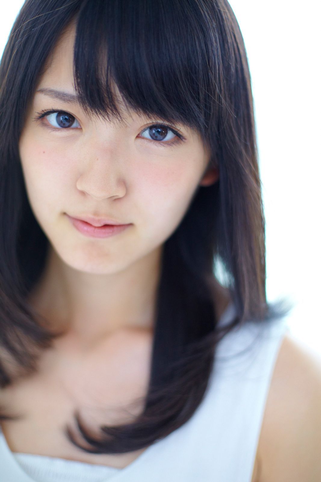 Airi Suzuki 鈴木愛理 [Hello! Project Digital Books] Vol.102/(92P)