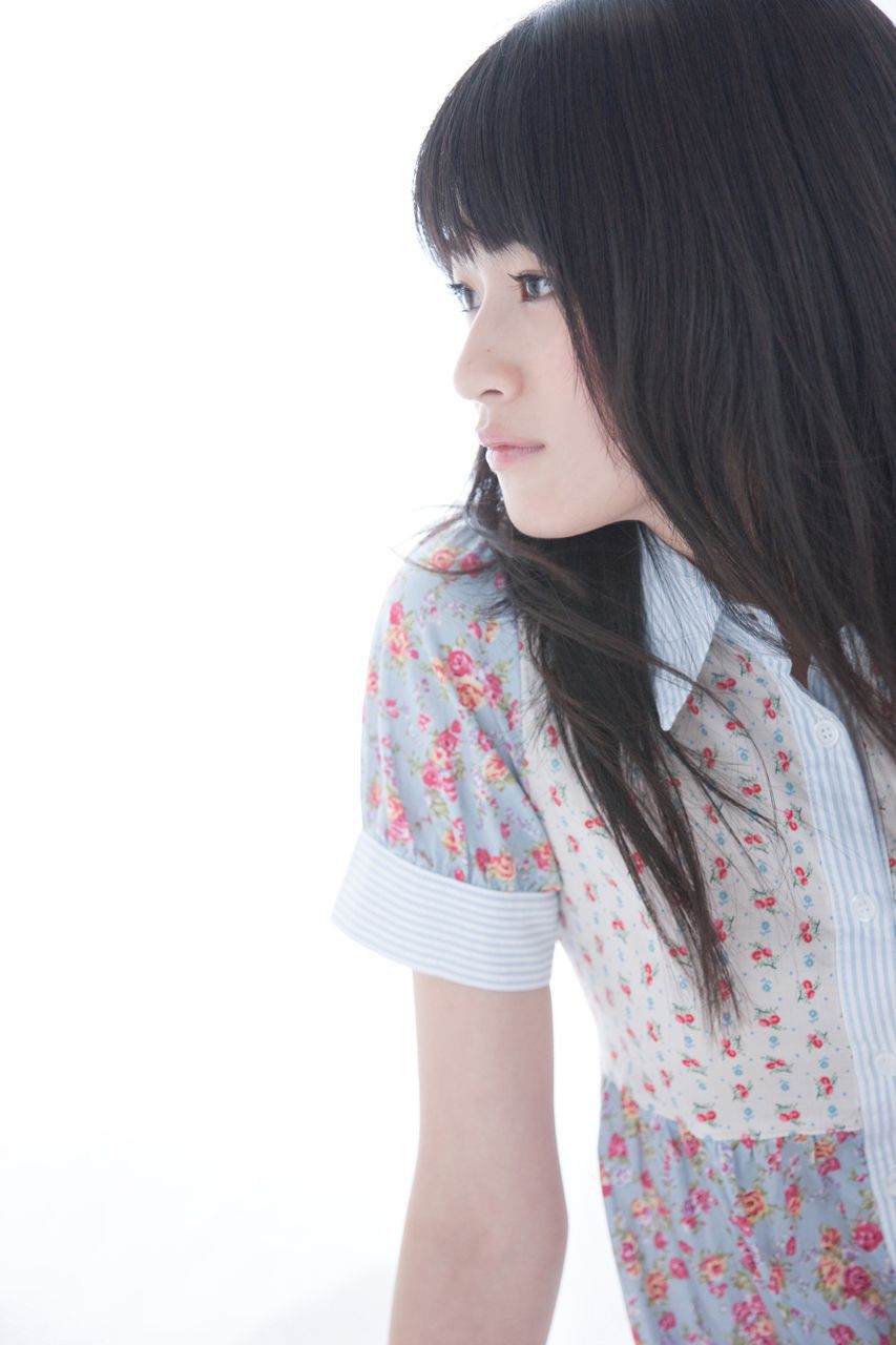 前田憂佳 Yuuka Maeda [Hello! Project Digital Books] Vol.79/(121P)