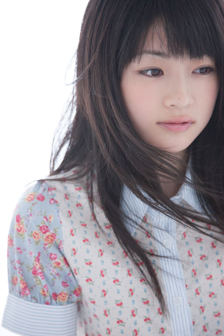 前田憂佳 Yuuka Maeda [Hello! Project Digital Books] Vol.79/(121P)