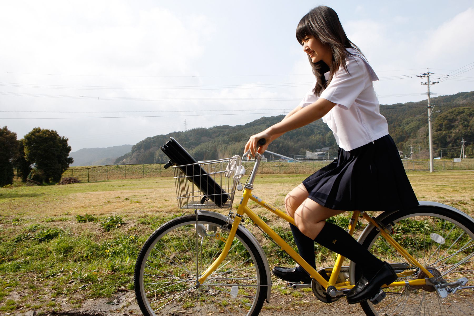 Airi Suzuki 鈴木愛理 [Hello! Project Digital Books] Vol.106/(106P)