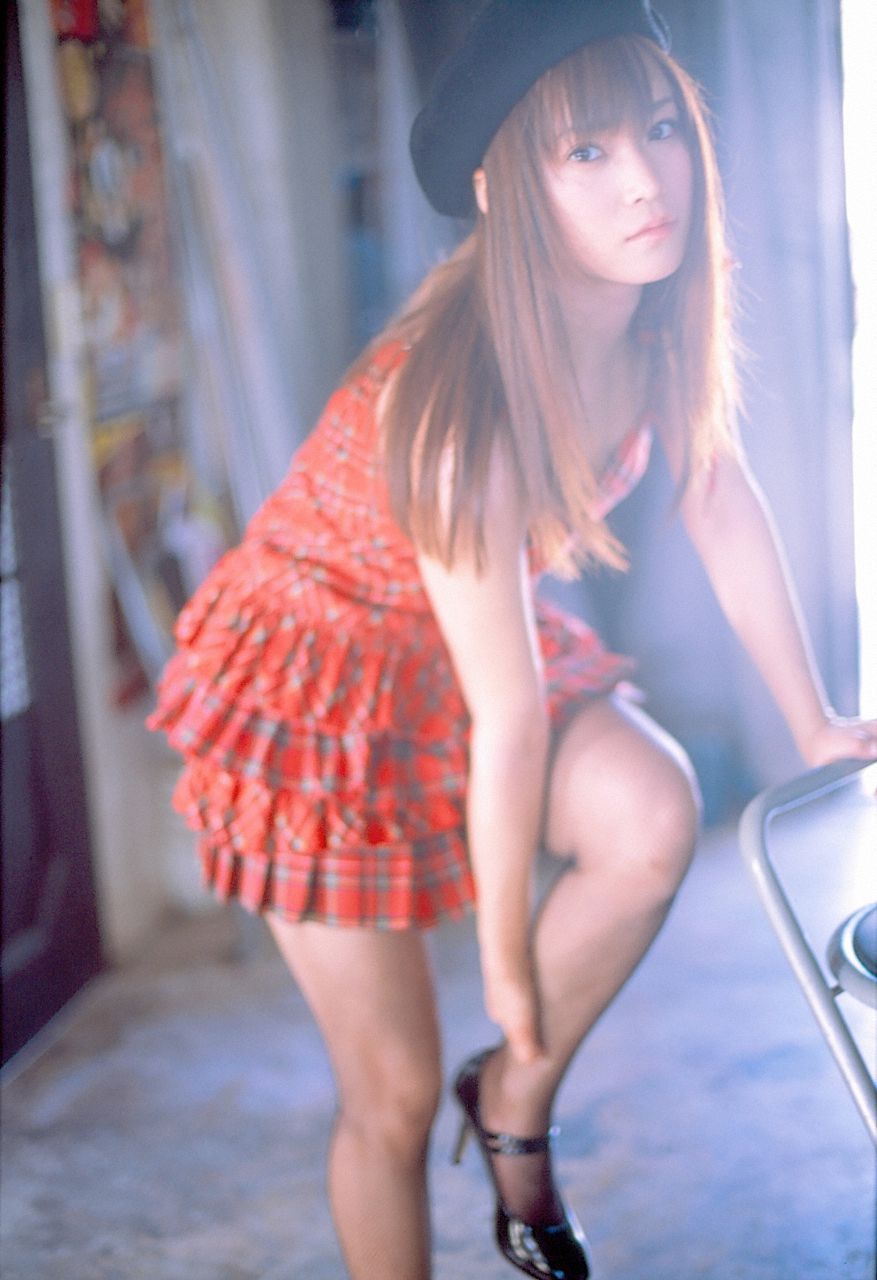 Eri Kamei 亀井絵里 [Hello! Project Digital Books] Vol.65/(112P)