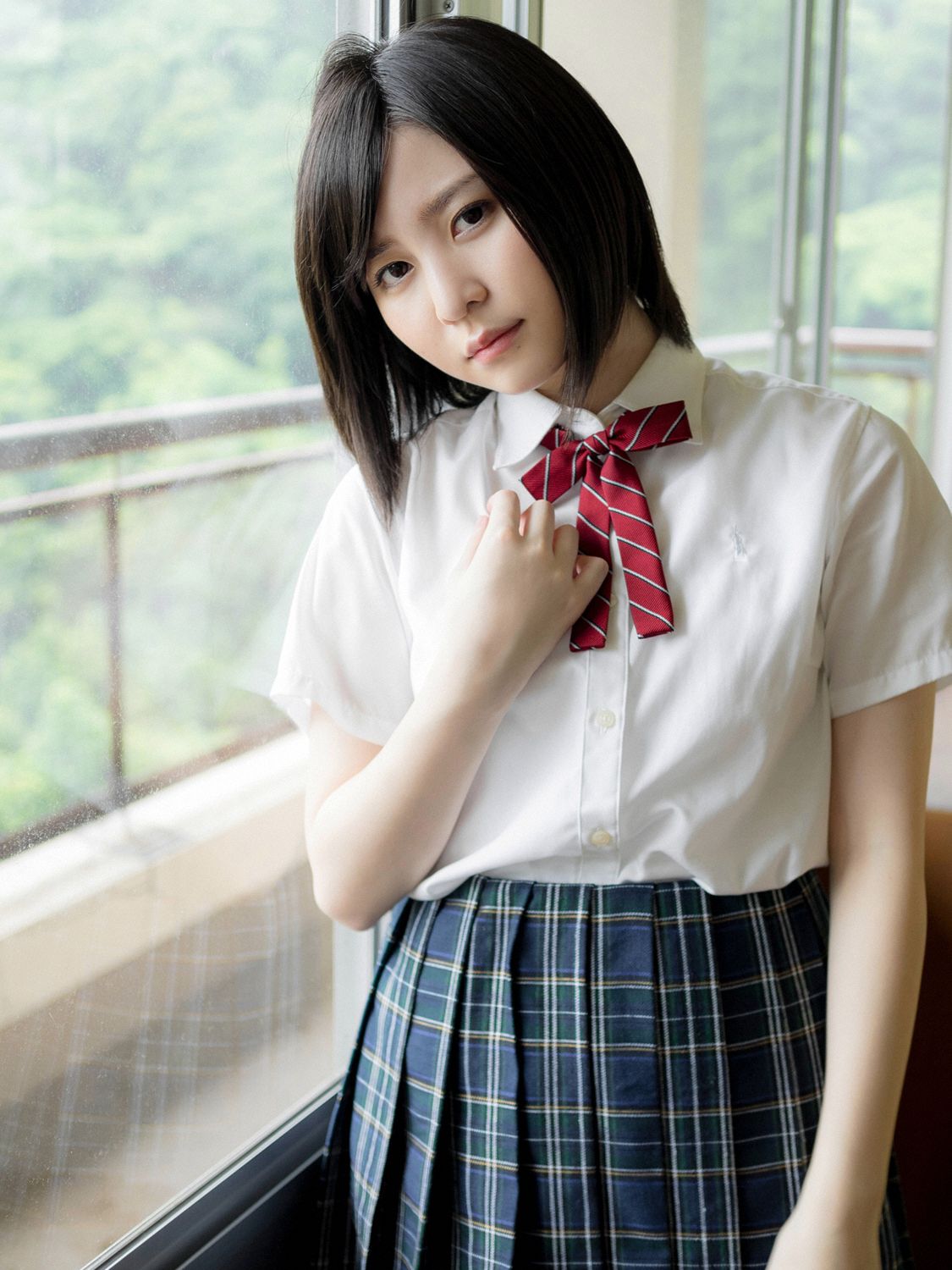 [YS Web] Vol.736 Karen Iwata 岩田華怜/(96P)