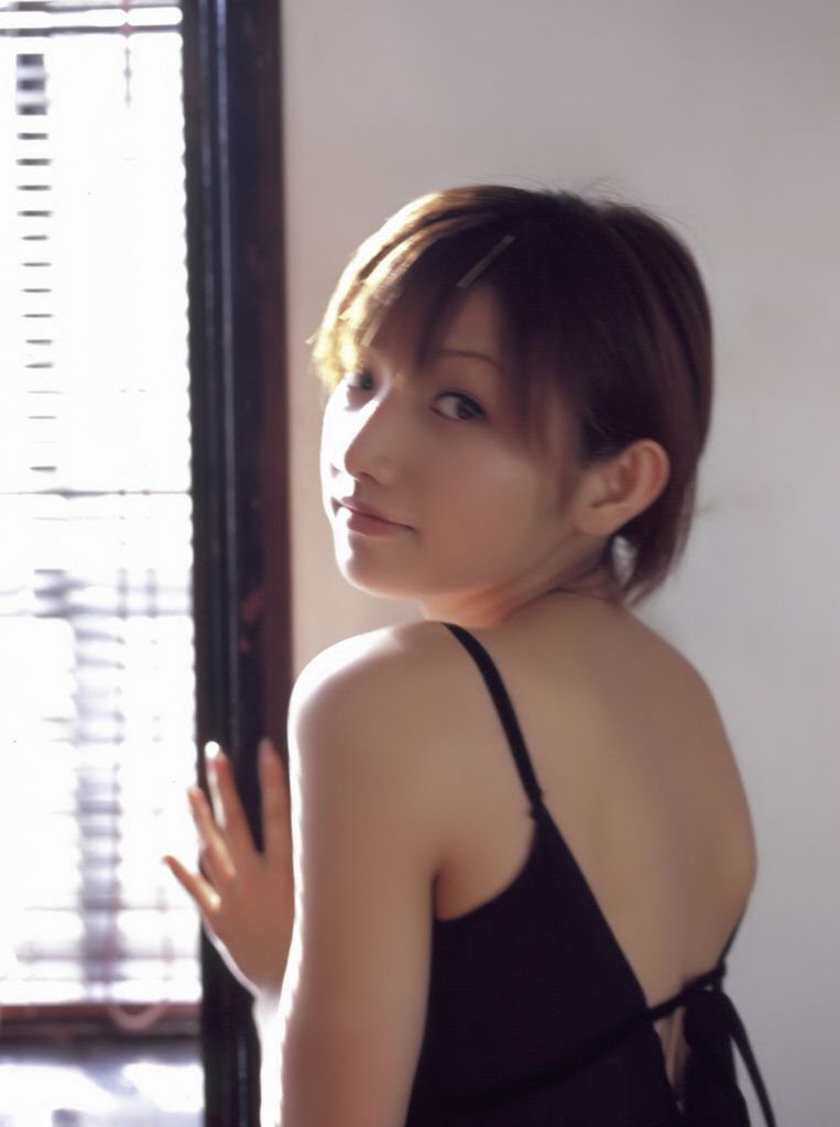 Maki Goto 後藤真希 [Hello! Project Digital Books] Vol.03/(107P)