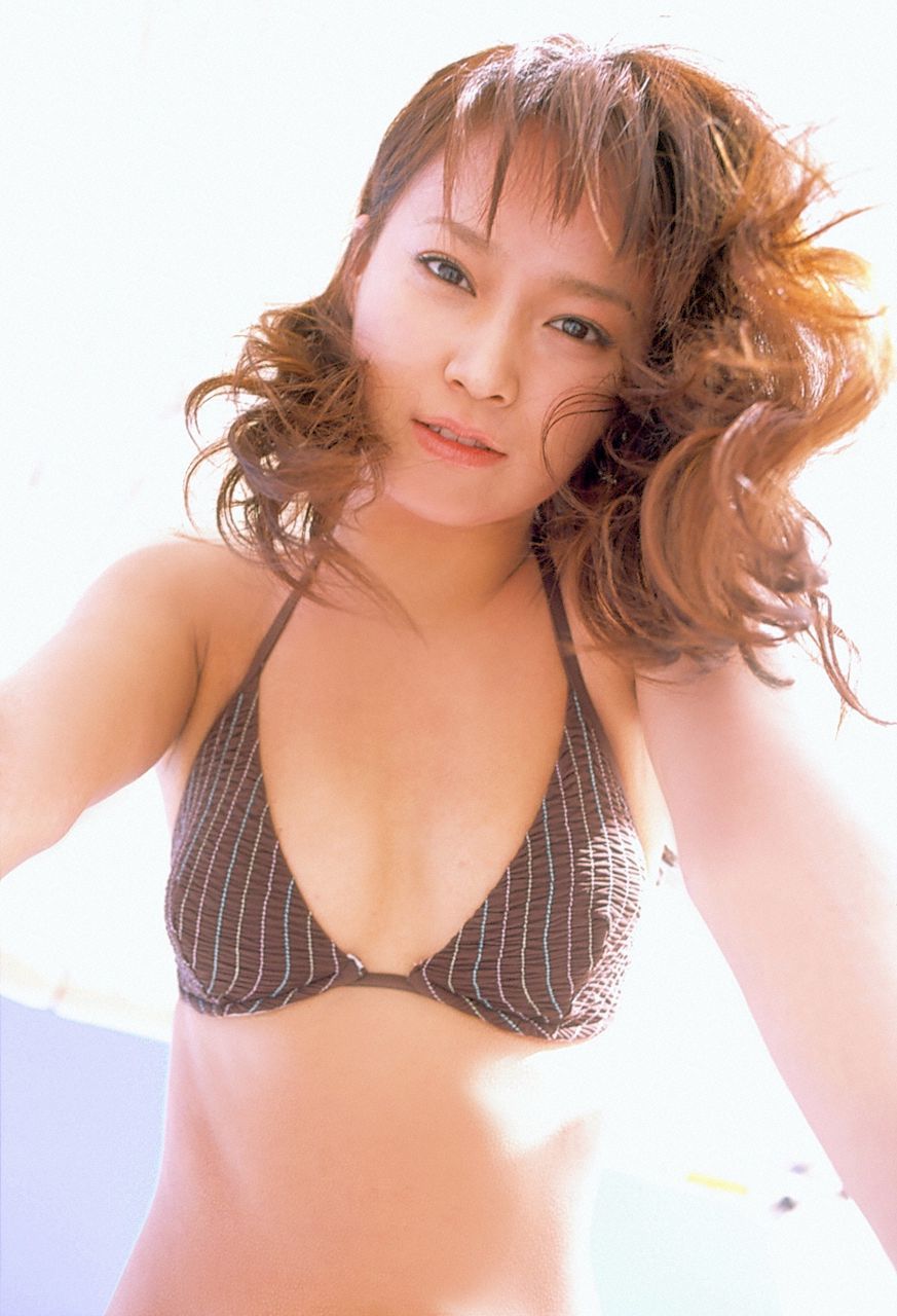 Eri Kamei 亀井絵里 [Hello! Project Digital Books] Vol.65/(112P)