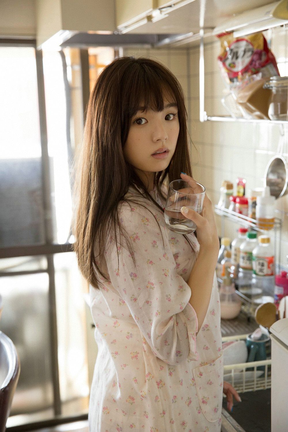 篠崎愛《In The Room》 [YS Web] Vol.629/(102P)