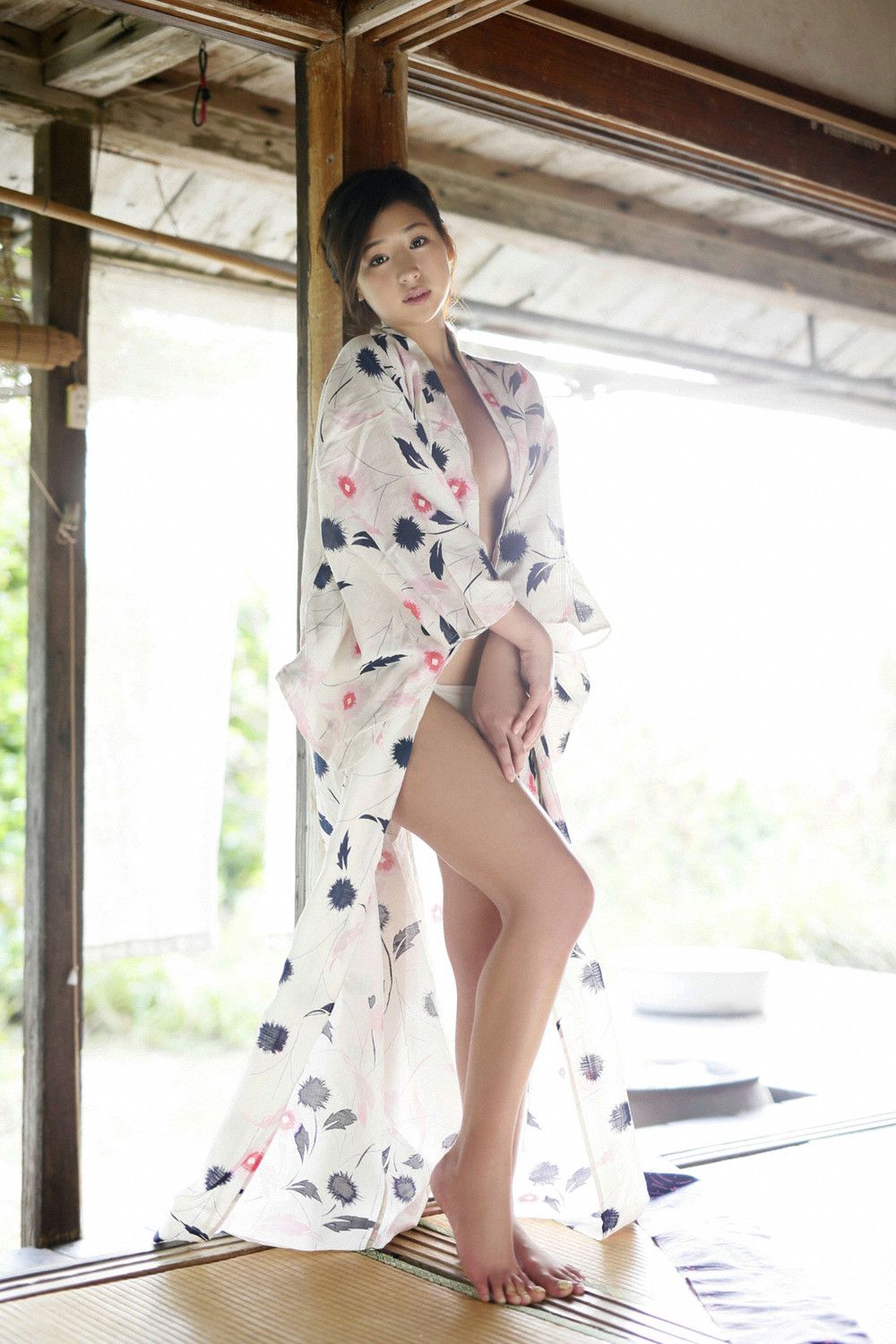 [YS Web] Vol.650 Ayaka Sayama 佐山彩香/(97P)