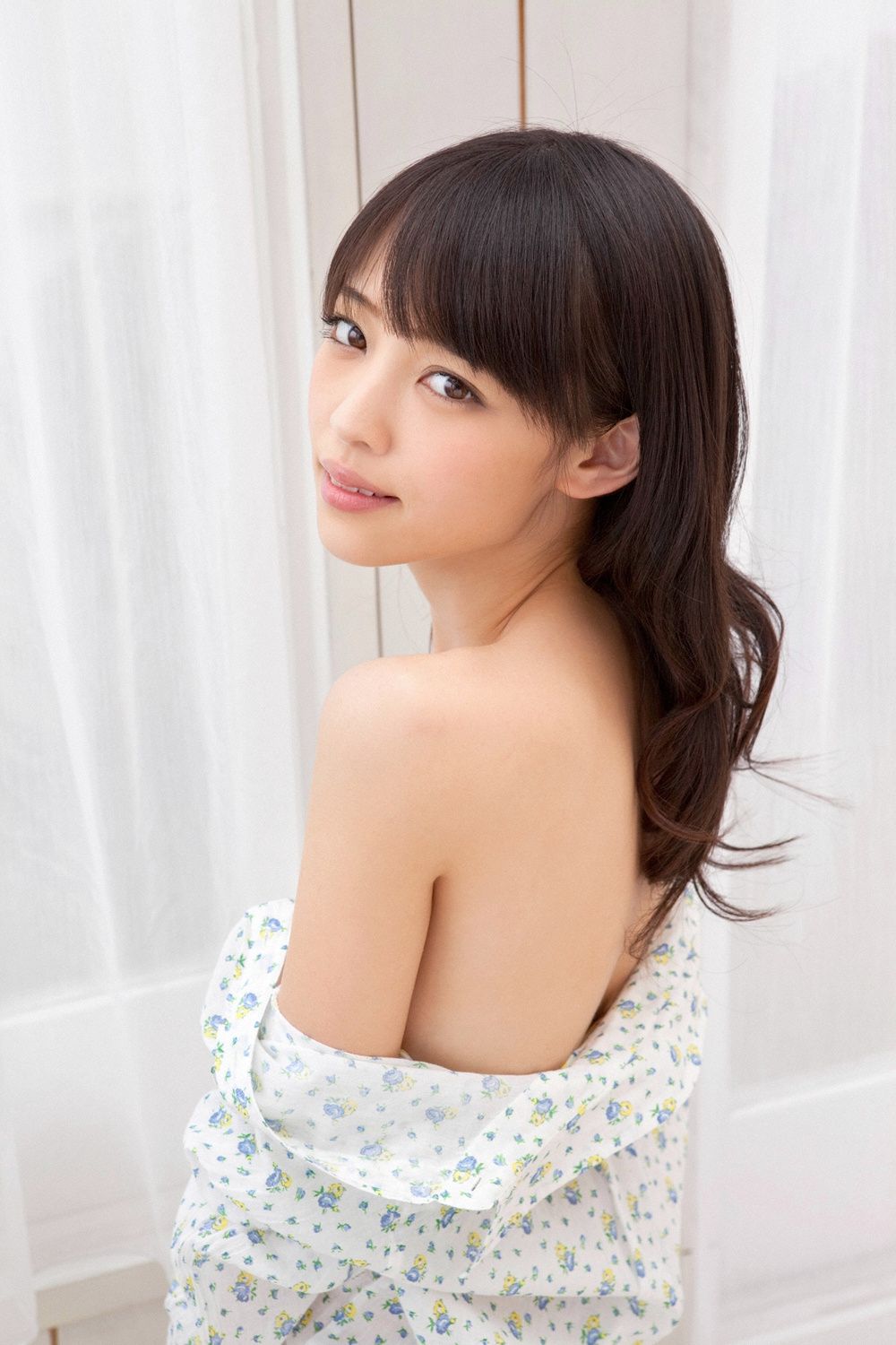 安藤遥《禁断のしなやかBODY》 [YS Web] Vol.477/(100P)