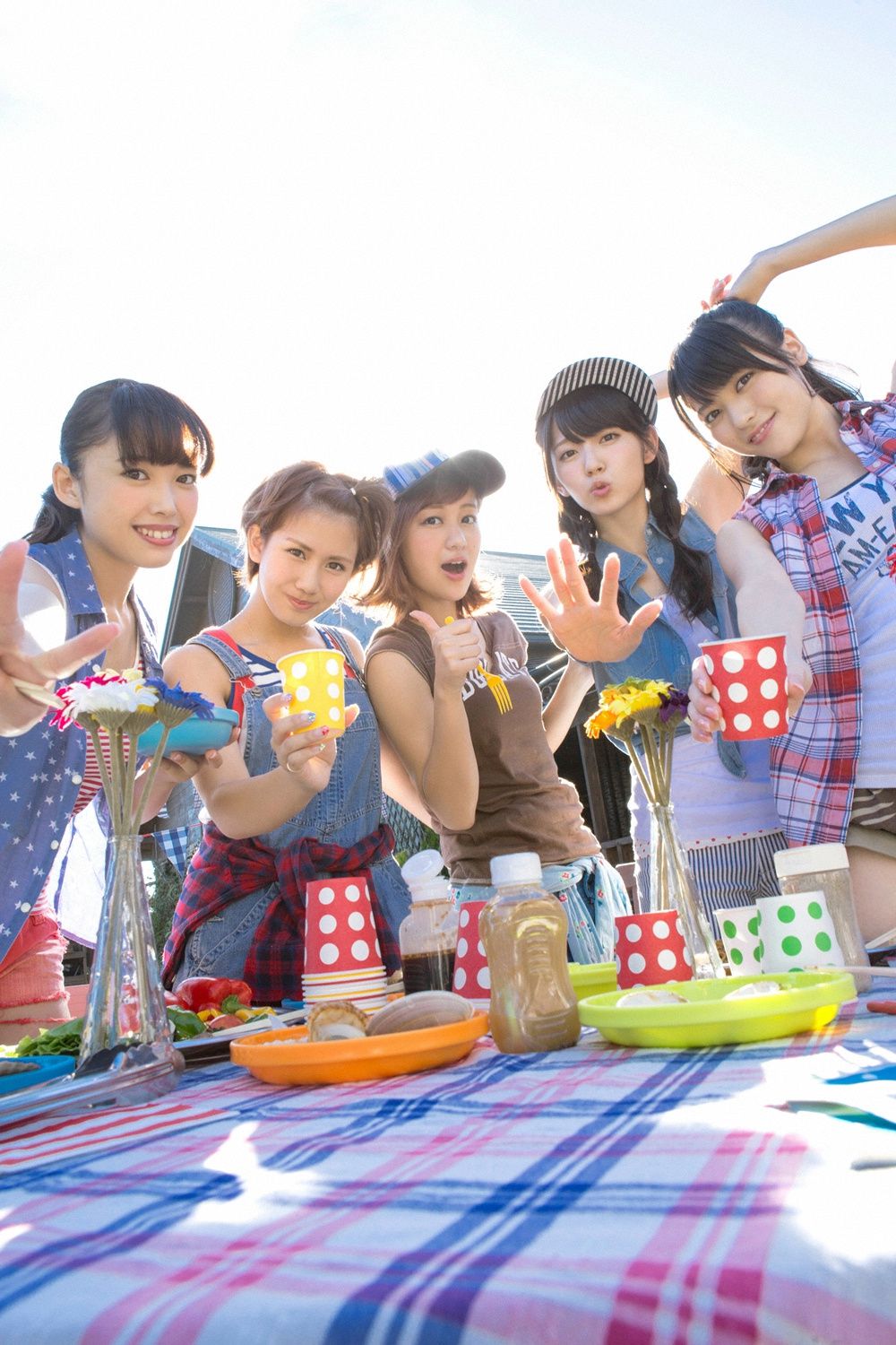 ℃-ute《終わらない夏》 [YS Web] Vol.581/(73P)