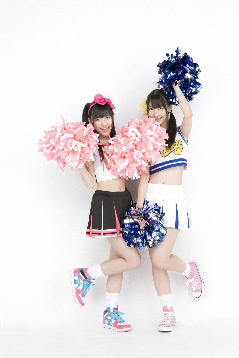 AKB48《フレフレニッポン！》 [YS Web] Vol.405/(78P)