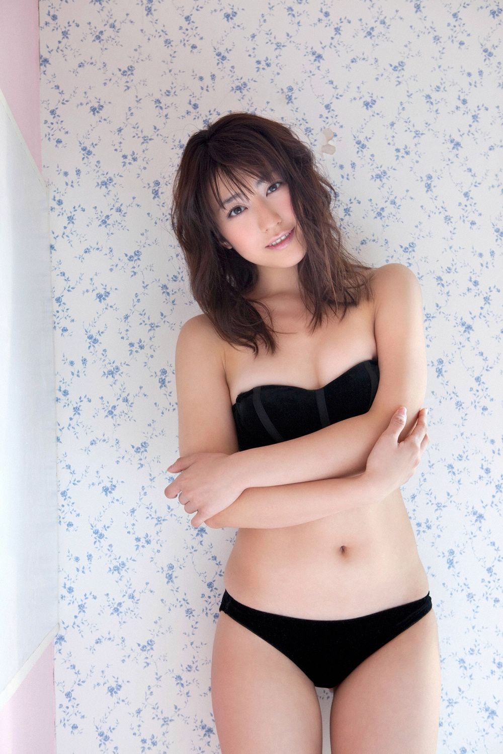 黒田有彩《才女のHOT SHOT!》 [YS Web] Vol.437/(87P)