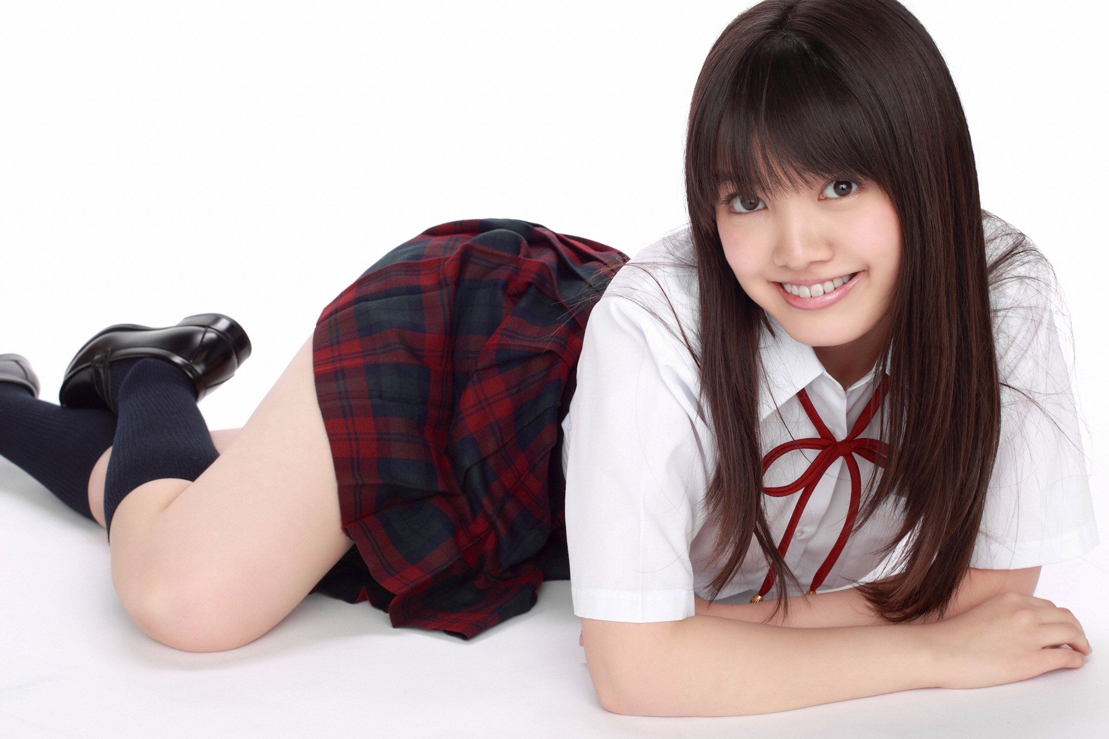 山下奈々香/山下奈奈香《B89cm!!大型新人エントリー!!》 [YS Web] Vol.359/(37P)