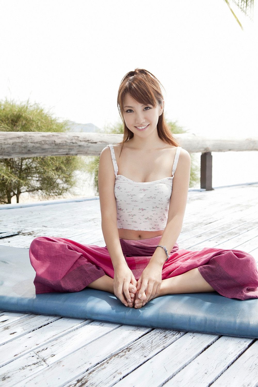 山本梓《As you know，we love her》 [YS Web] Vol.388/(100P)