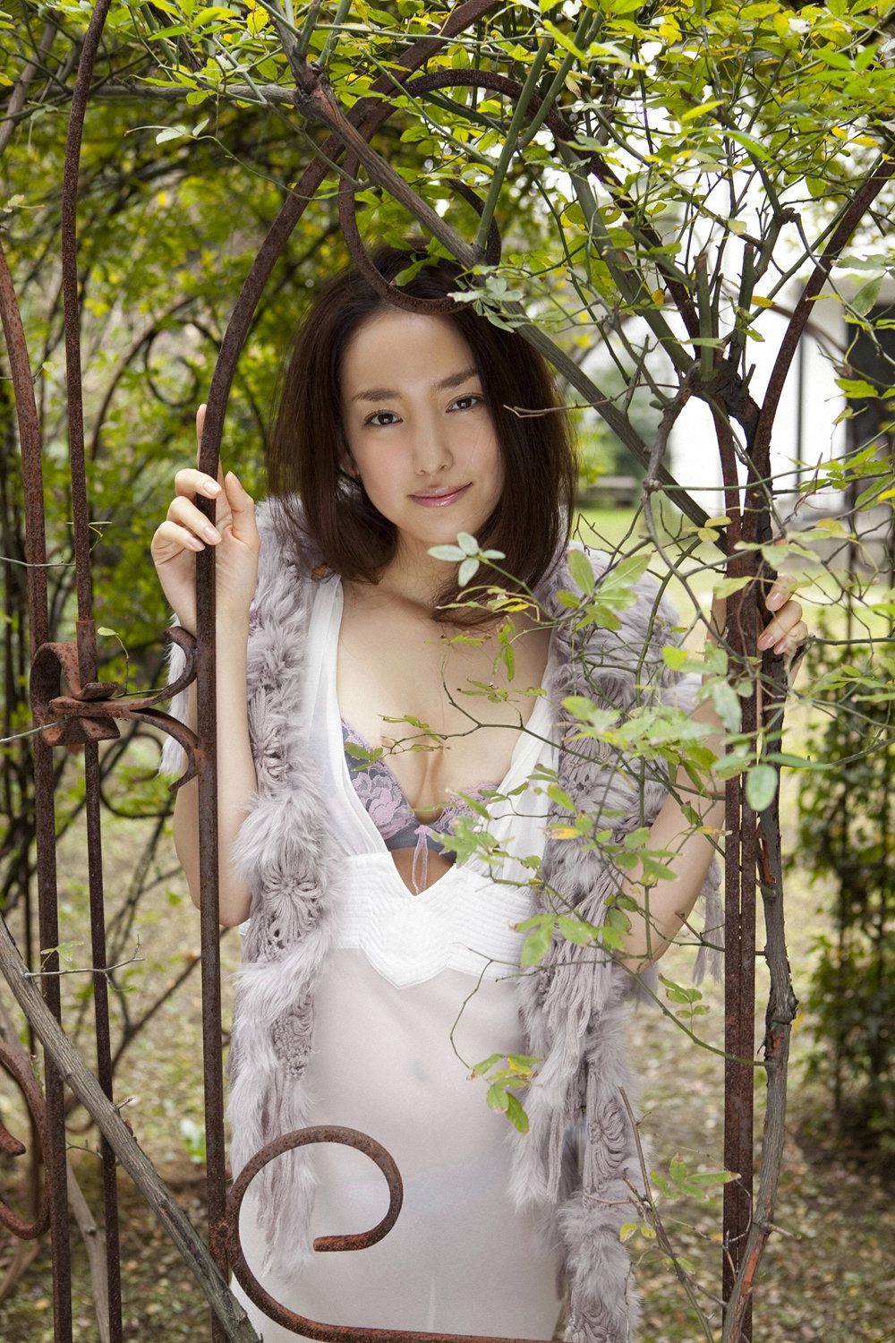 [YS Web] Vol.295 Natsuko Nagaike 永池南津子/(105P)