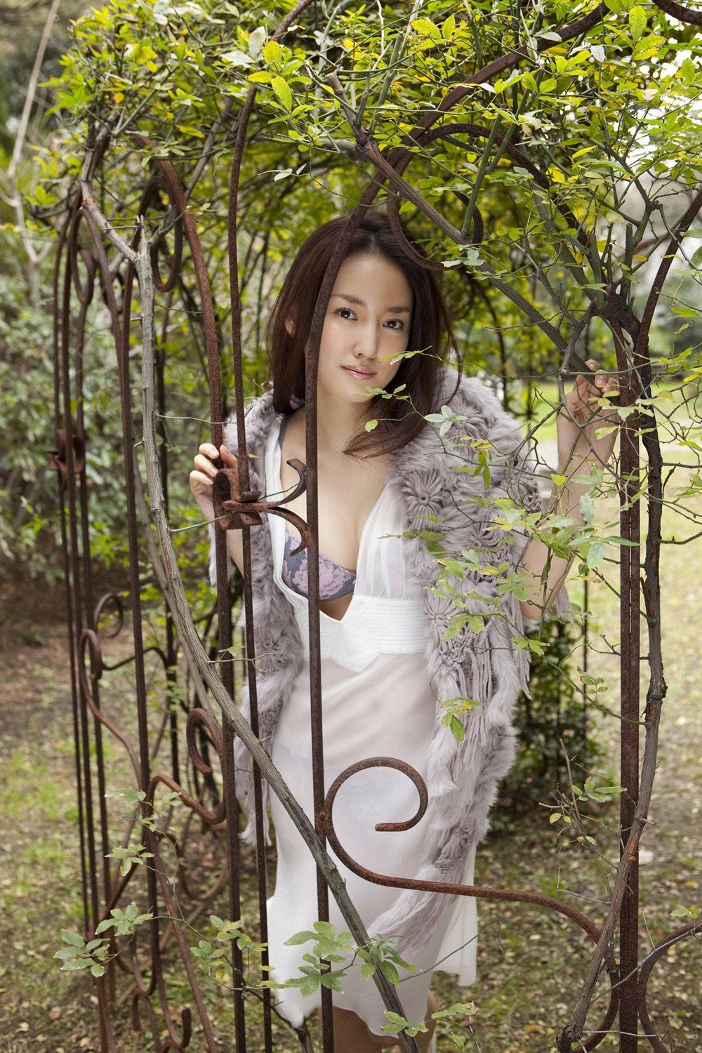 [YS Web] Vol.295 Natsuko Nagaike 永池南津子/(105P)